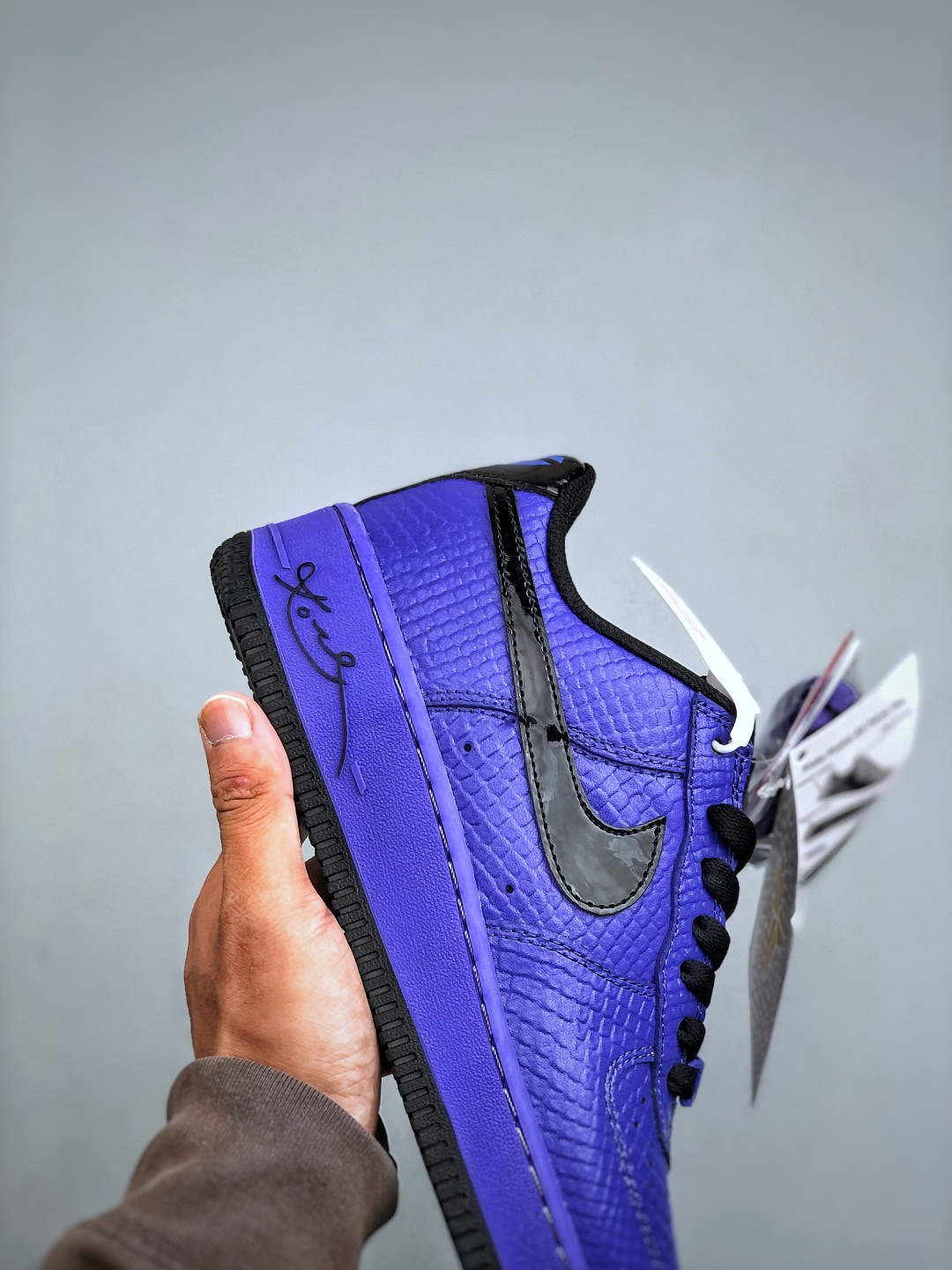 顶级 NIKE AIR FORCE 1 LOW 科比联名款 II7062-500