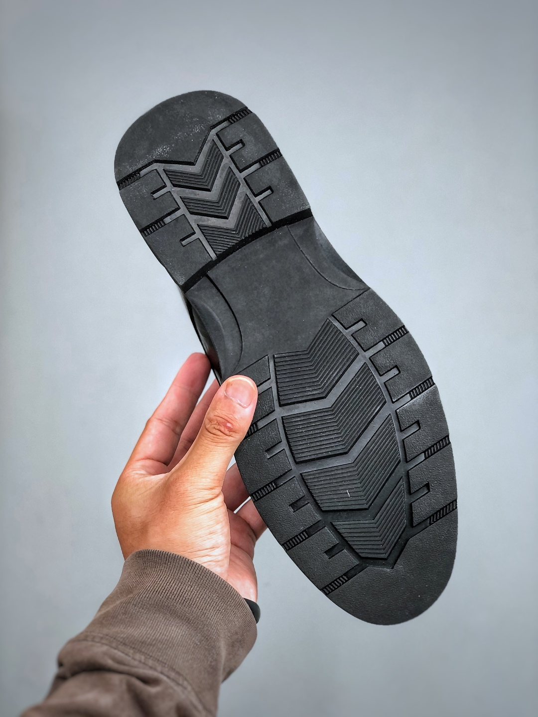 。 ECCO爱步 小红书爆款 新款百搭休闲款 Ecco/爱步男士皮鞋