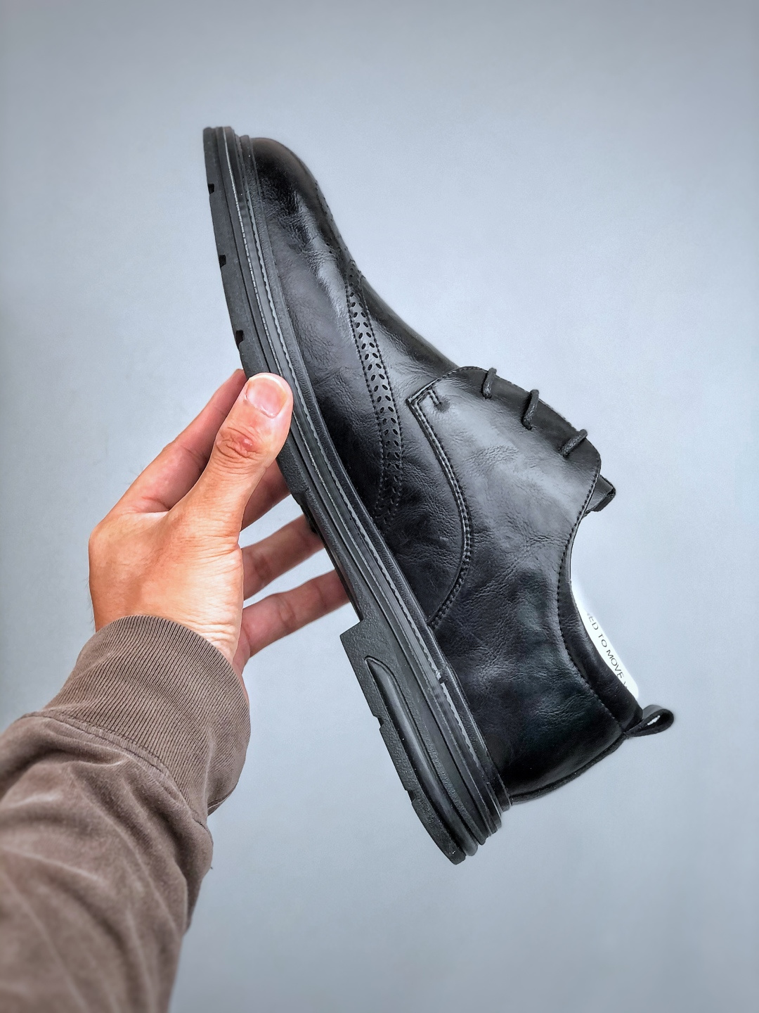 。 ECCO爱步 小红书爆款 新款百搭休闲款 Ecco/爱步男士皮鞋