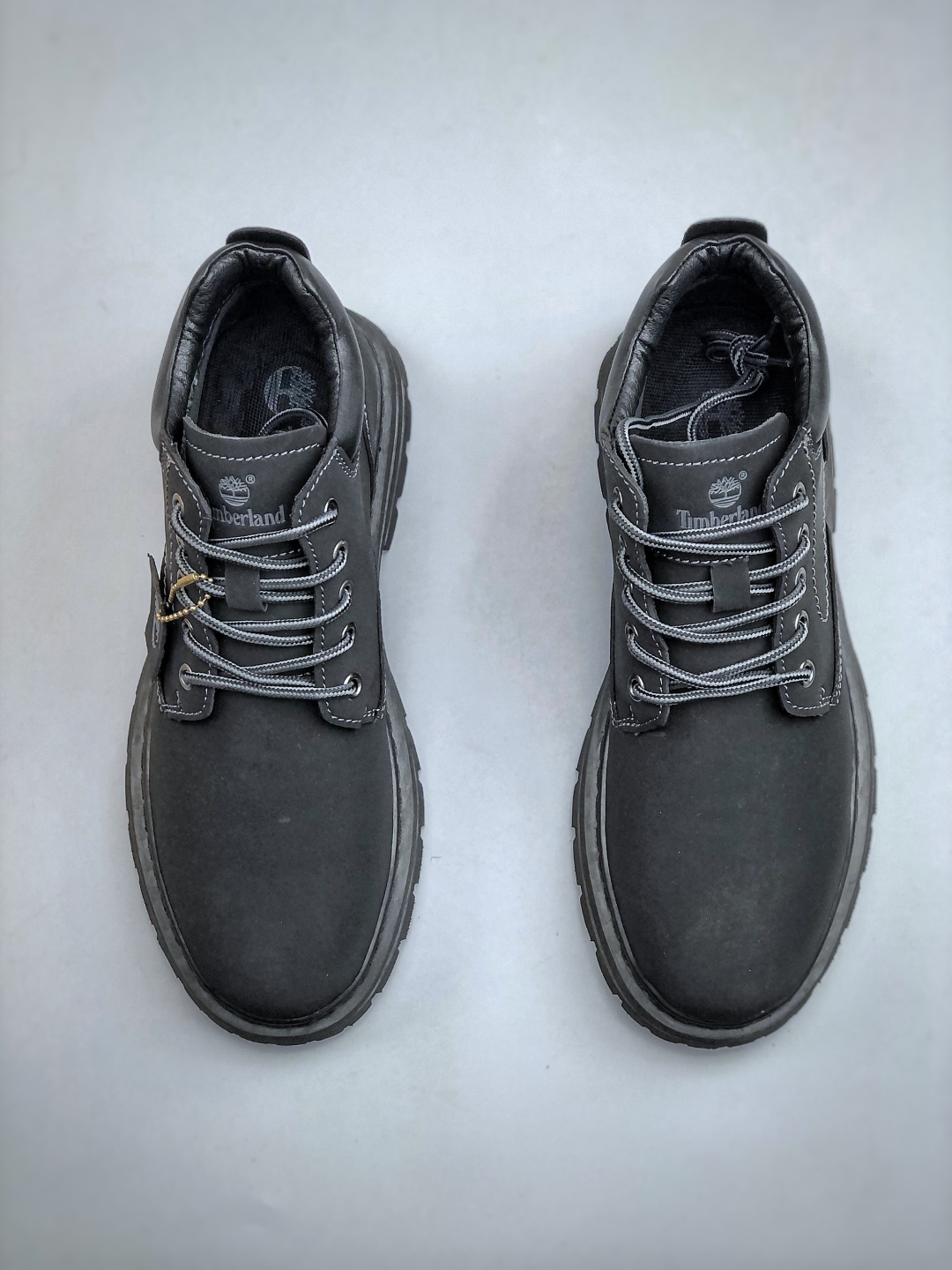 Timberland Classic Mid-Cut Boots - Premium Leather, Durable, and Comfortable 6 cmp i1757104418505 2397 0 4