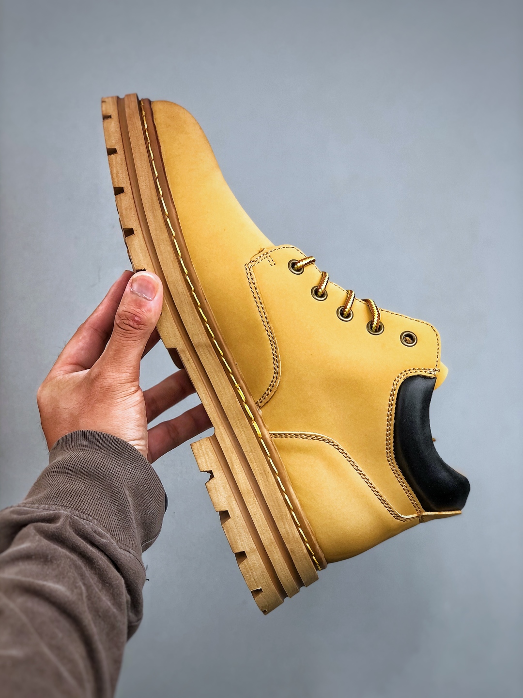 Timberland Men's Classic Leather Chukka Boots - Comfortable & Durable 3 cmp i1757104434115 3255 0 1