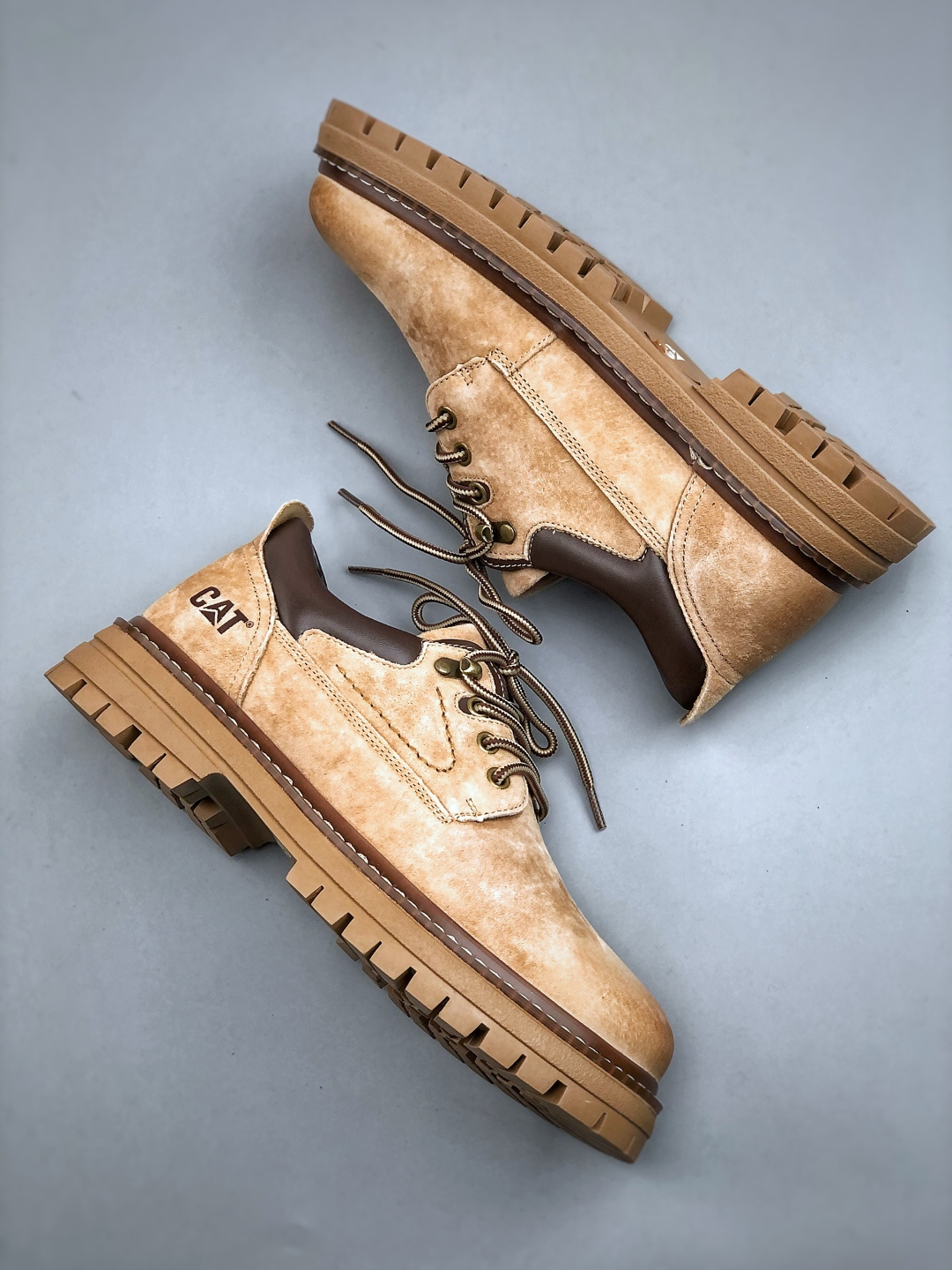 新货CAT卡特 经典百搭户外低帮休闲工装靴-Top High Quatity Cheap Sneakers Fashion Clothing Clothes Bags handbags Shoes of all Brand wholesale With The best Quality And Beautiful Price from China Factory Chinese suppliers wholesaler seller 新货CAT卡特 经典百搭户外低帮休闲工装靴