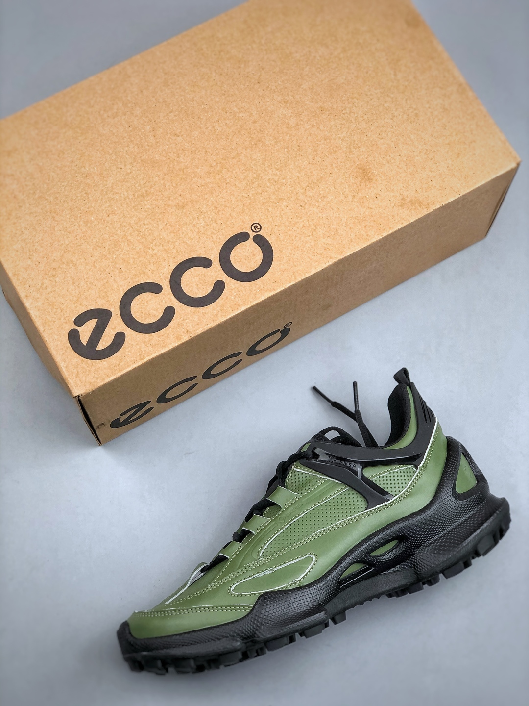 ECCO爱步 小红书爆款 新款百搭休闲款 Ecco/爱步男士跑步鞋休闲鞋透气轻质系带轻便运动鞋