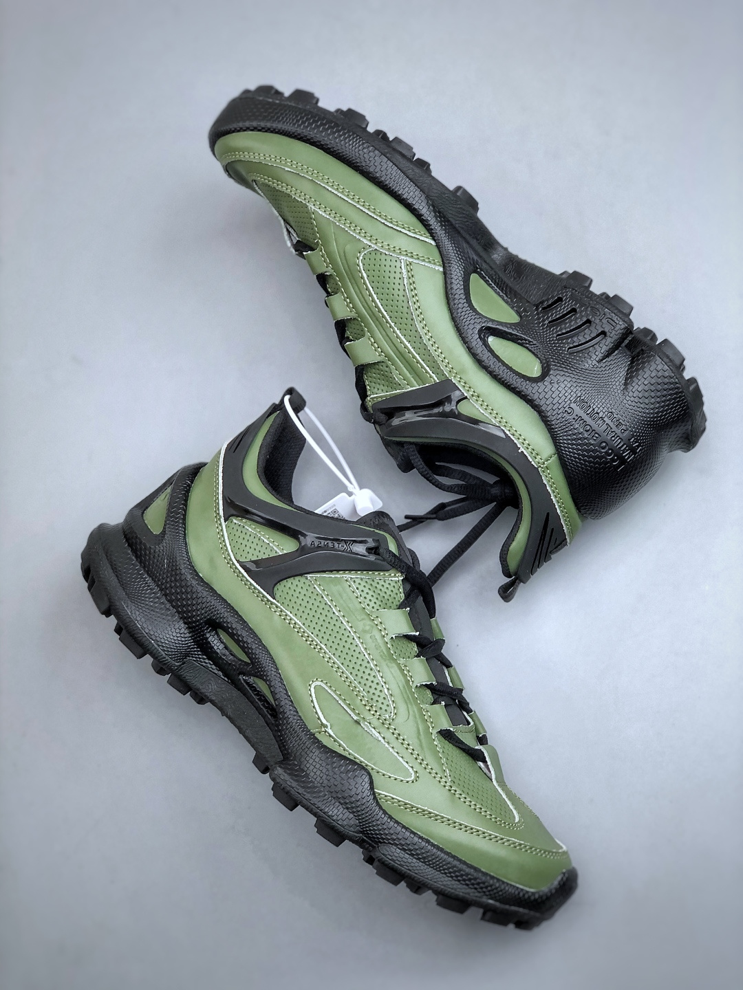 ECCO爱步 小红书爆款 新款百搭休闲款 Ecco/爱步男士跑步鞋休闲鞋透气轻质系带轻便运动鞋