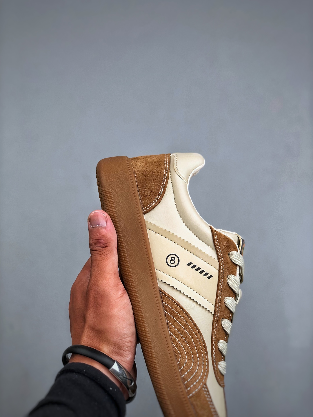 Gucci Screener High-Top Sneaker, Leather Casual Shoes, Size 39-44 7 cmp i1757362983082 3456 0 5