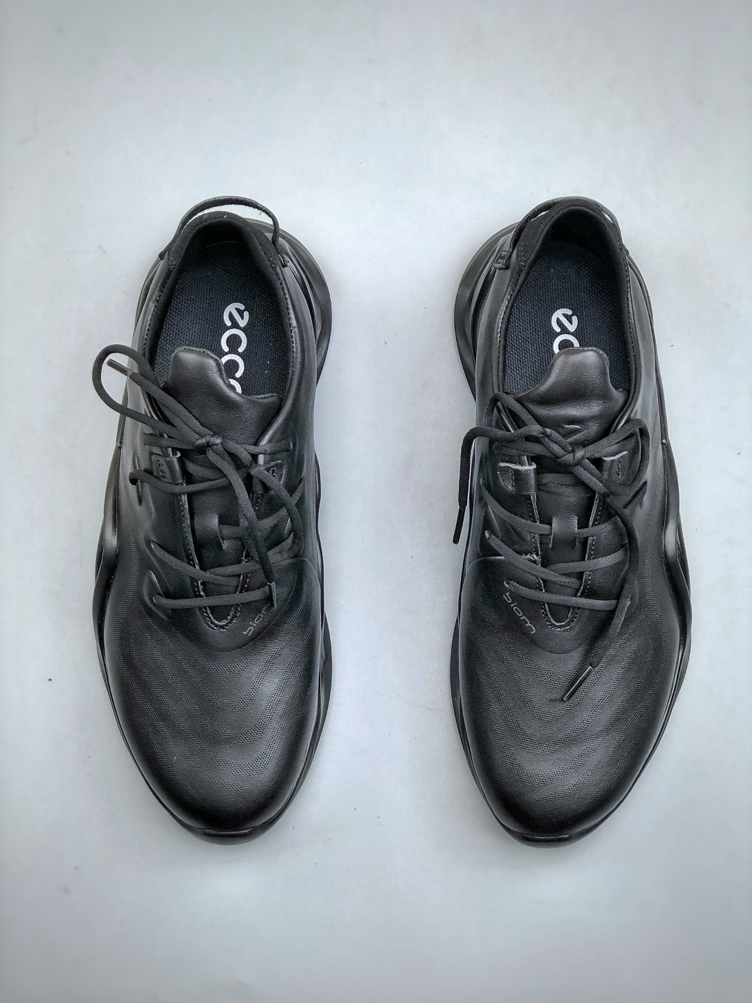 300K Y/ECCO爱步 小红书爆款 新款百搭休闲款 Ecco/爱步男士跑步鞋休闲鞋透气轻质系带轻便运动鞋