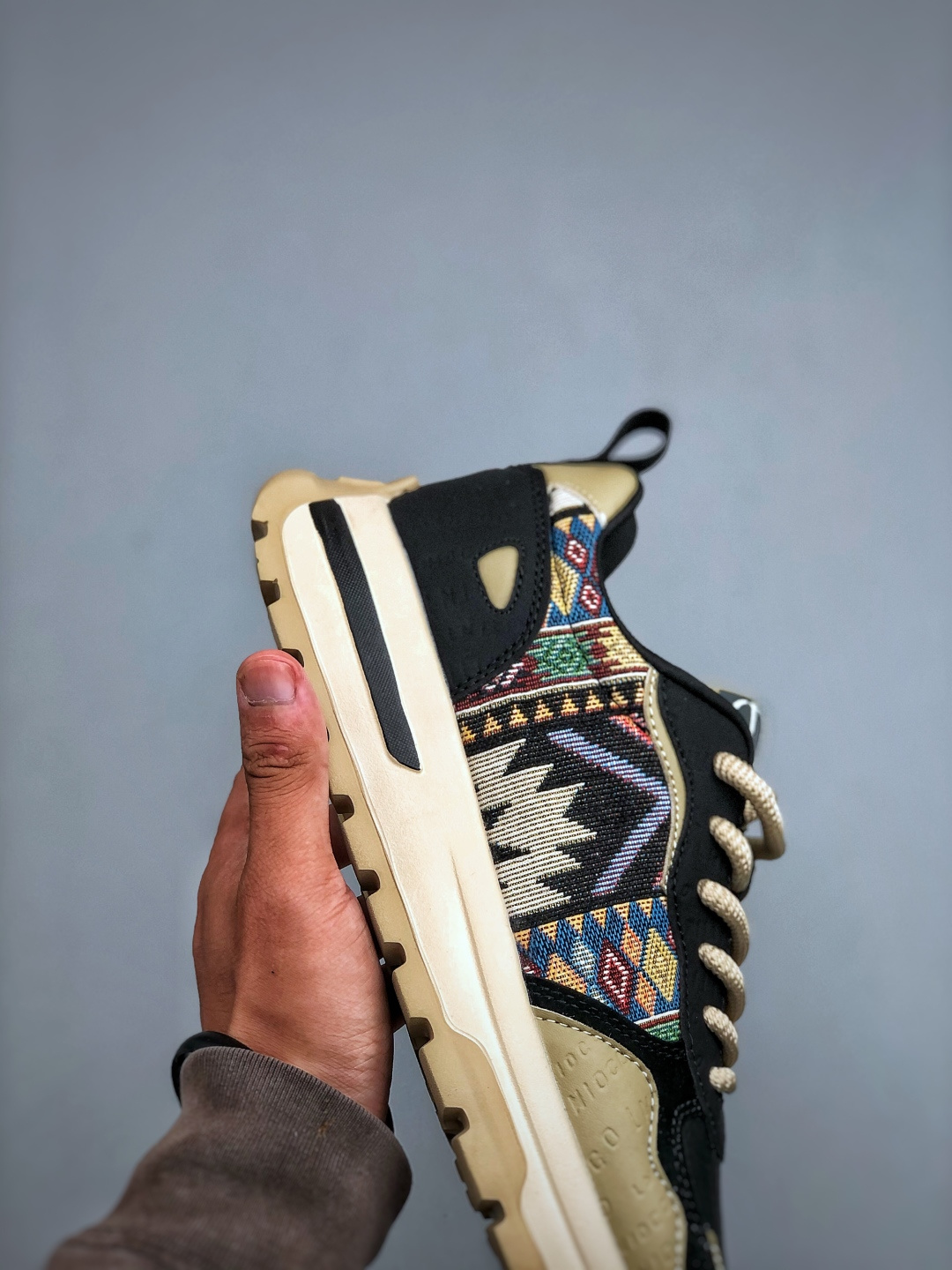 /Dior D-Sketch 运动鞋于迪奥 25ss 春夏成衣系列发布秀精彩亮相-Top High Quatity Cheap Sneakers Fashion Clothing Clothes Bags handbags Shoes of all Brand wholesale With The best Quality And Beautiful Price from China Factory Chinese suppliers wholesaler seller /Dior D-Sketch 运动鞋于迪奥 25ss 春夏成衣系列发布秀精彩亮相