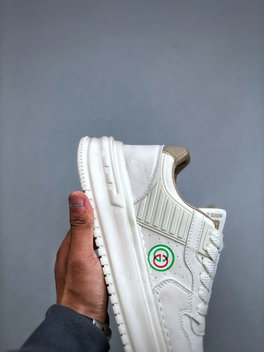 240K GUCCI 古驰今年最新款男鞋 889988-Chinese UA Cheap High Quatity Brand Clothes Bags handbags Sneakers wholesale wholesaler seller from China Factory suppliers Fashion Clothing Shoes best Quality Beautiful Price 240K GUCCI 古驰今年最新款男鞋 889988