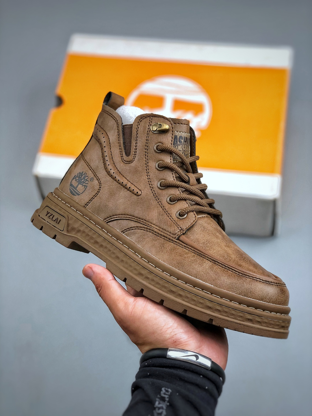 Timberland Men's Classic Brown Leather Ankle Boots - Size 39-44