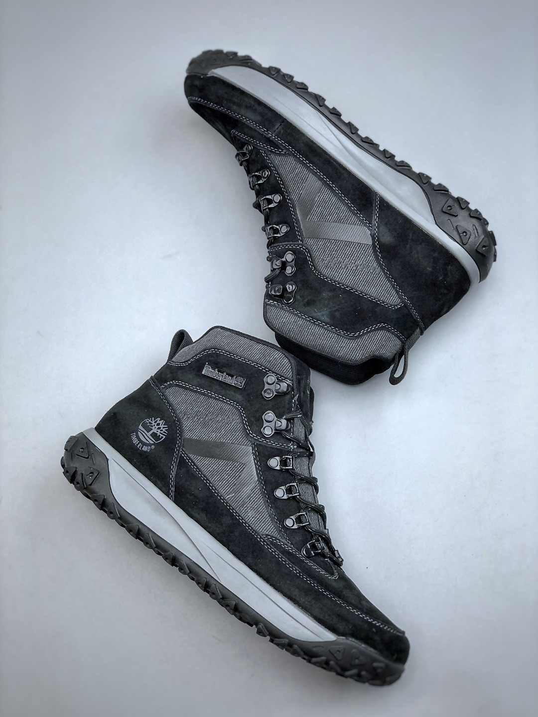 新货Timberland添柏岚/天伯伦户外高帮休闲马丁靴系列