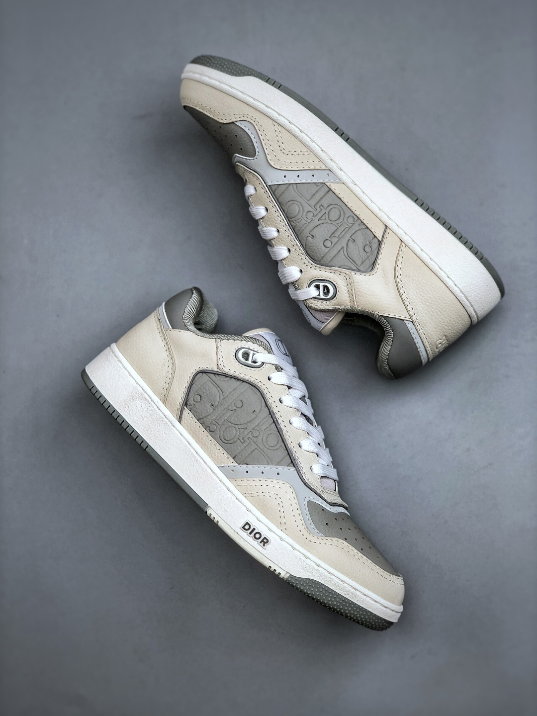 Dior迪奥B27系列市面顶级版本出货-莆田鞋,莆田鞋货源,高仿鞋,高仿鞋货源,安福档口,莆田高仿鞋,莆田鞋批发,高仿鞋批发,莆田高仿运动鞋,高仿运动鞋,莆田运动鞋 Dior迪奥B27系列市面顶级版本出货