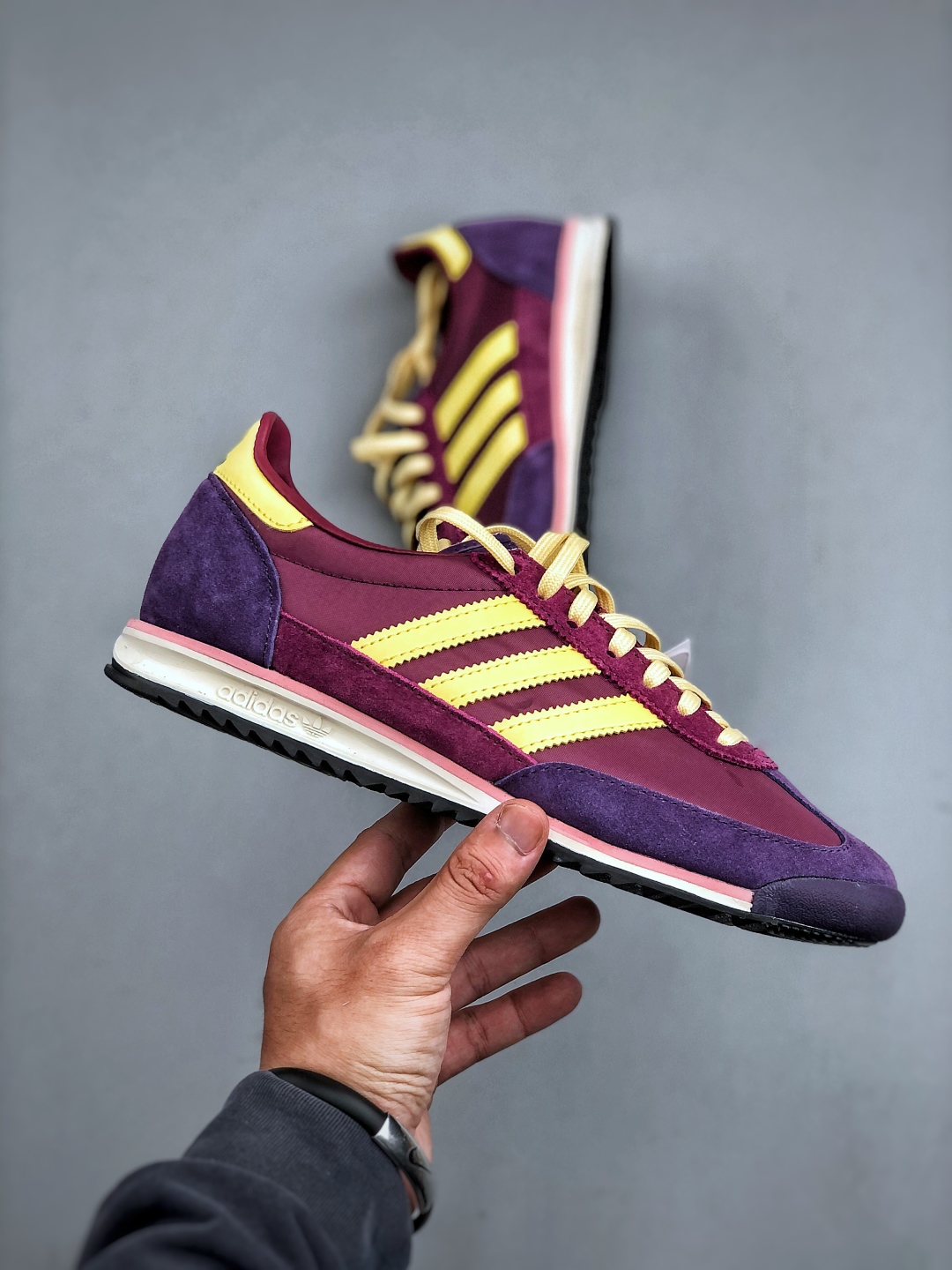 💰220 Adidas  SL 72 0G W系列 德训足球风百搭低帮休闲运动板鞋 JQ8376 尺码：36-40（半）