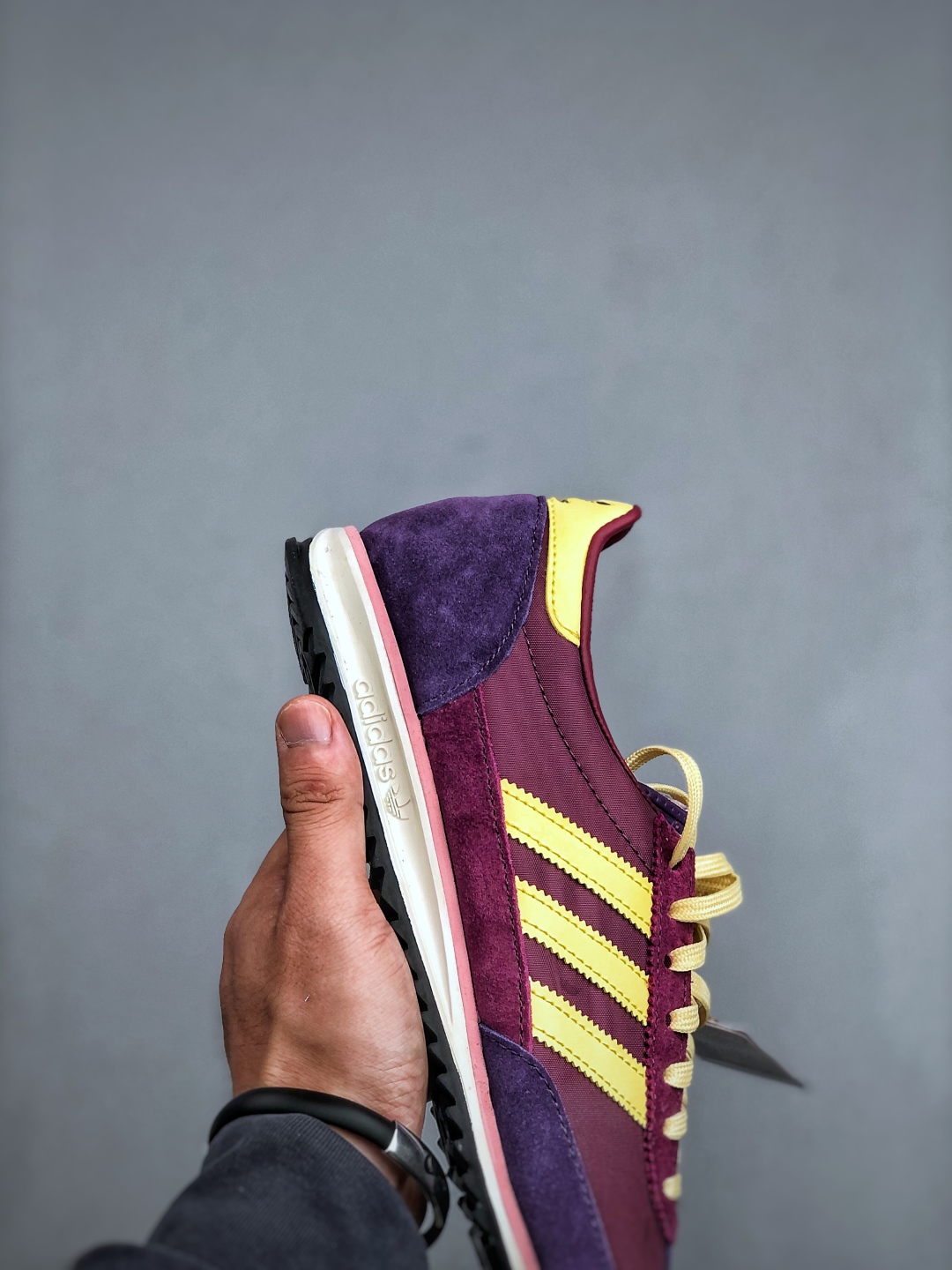 💰220 Adidas  SL 72 0G W系列 德训足球风百搭低帮休闲运动板鞋 JQ8376 尺码：36-40（半）