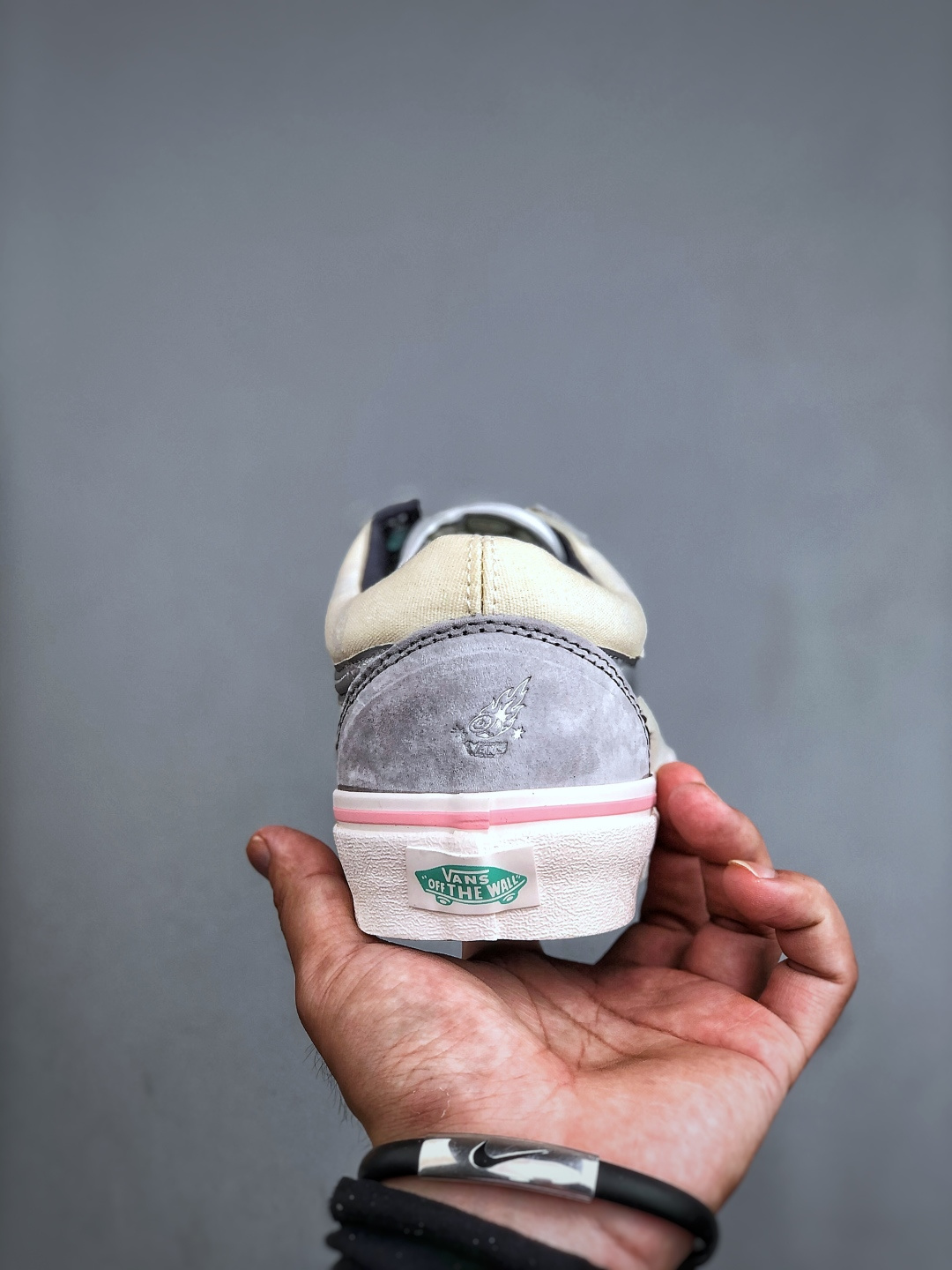 Vans x SPACE MOLLY Old Skool Sneakers Limited Edition - Step into Space! 8 cmp i1760721625777 6811 0 6