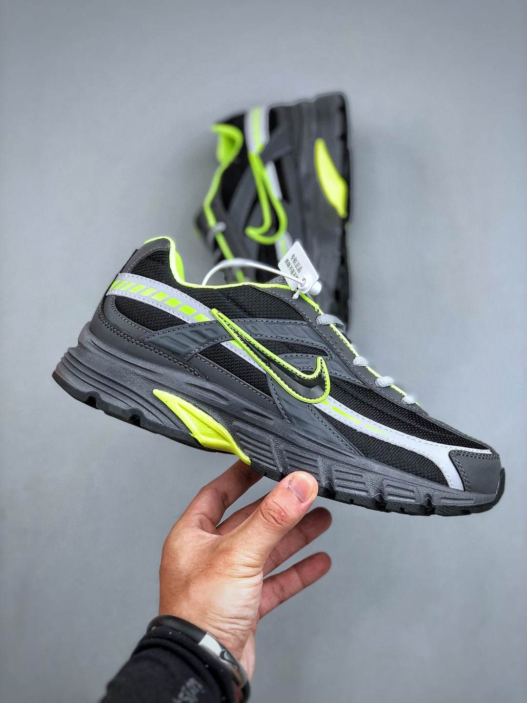 Nike Initiator Retro Running Shoes - Breathable Comfort & Durable Traction 5 cmp i1760722266293 6027 0 3