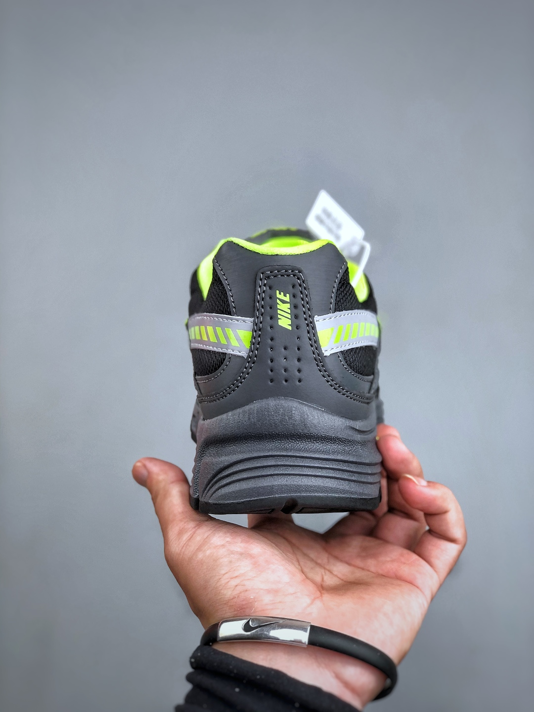 Nike Initiator Retro Running Shoes - Breathable Comfort & Durable Traction 8 cmp i1760722266293 8105 0 6