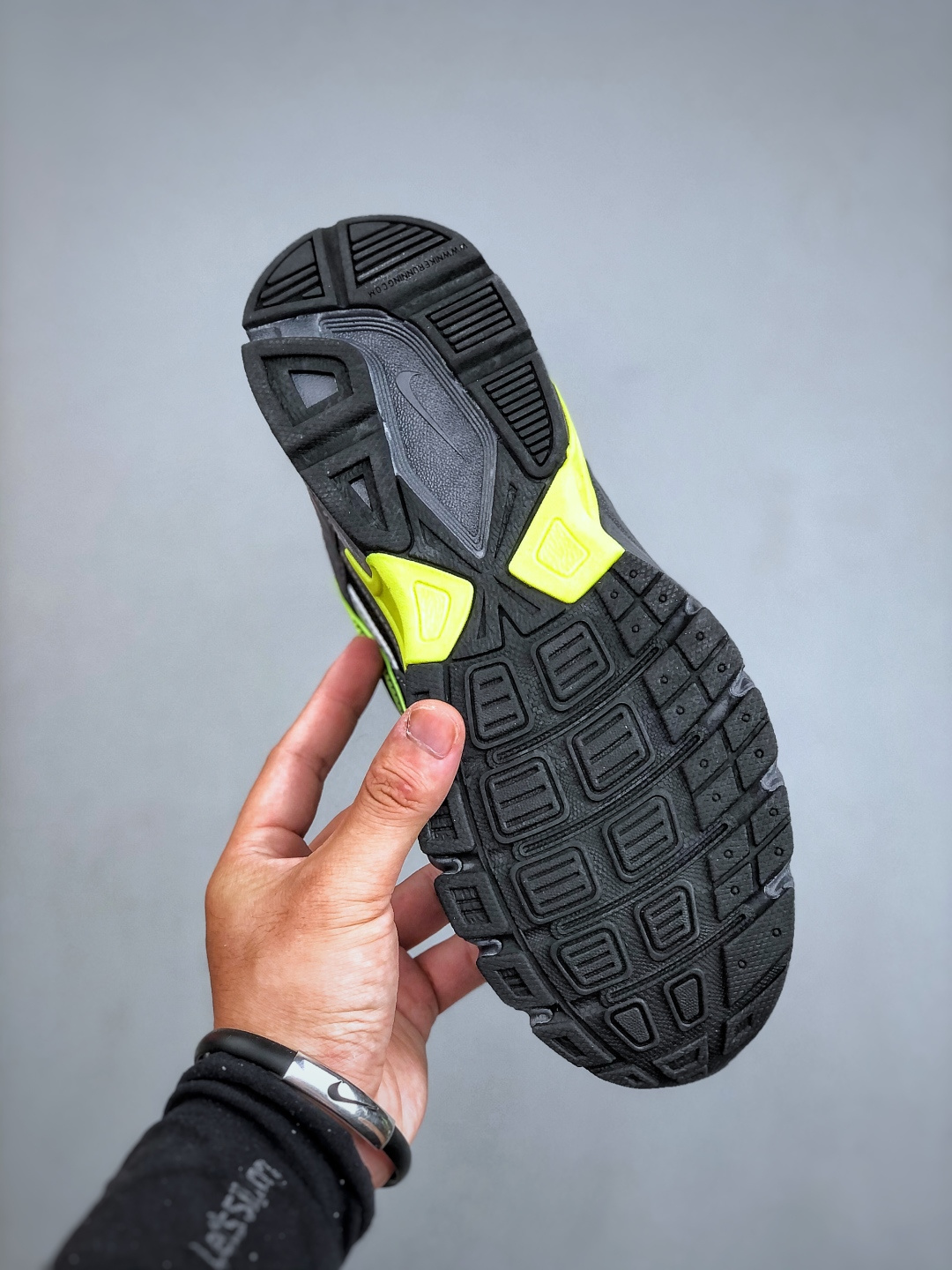 Nike Initiator Retro Running Shoes - Breathable Comfort & Durable Traction 9 cmp i1760722267549 4031 0 7