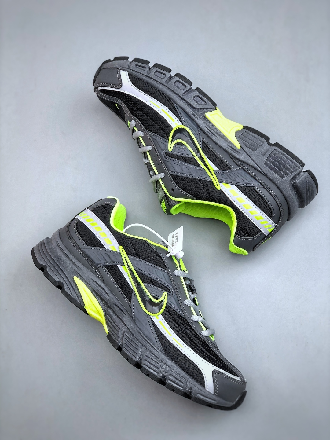 Nike Initiator Retro Running Shoes - Breathable Comfort & Durable Traction 10 cmp i1760722268583 5472 0 8