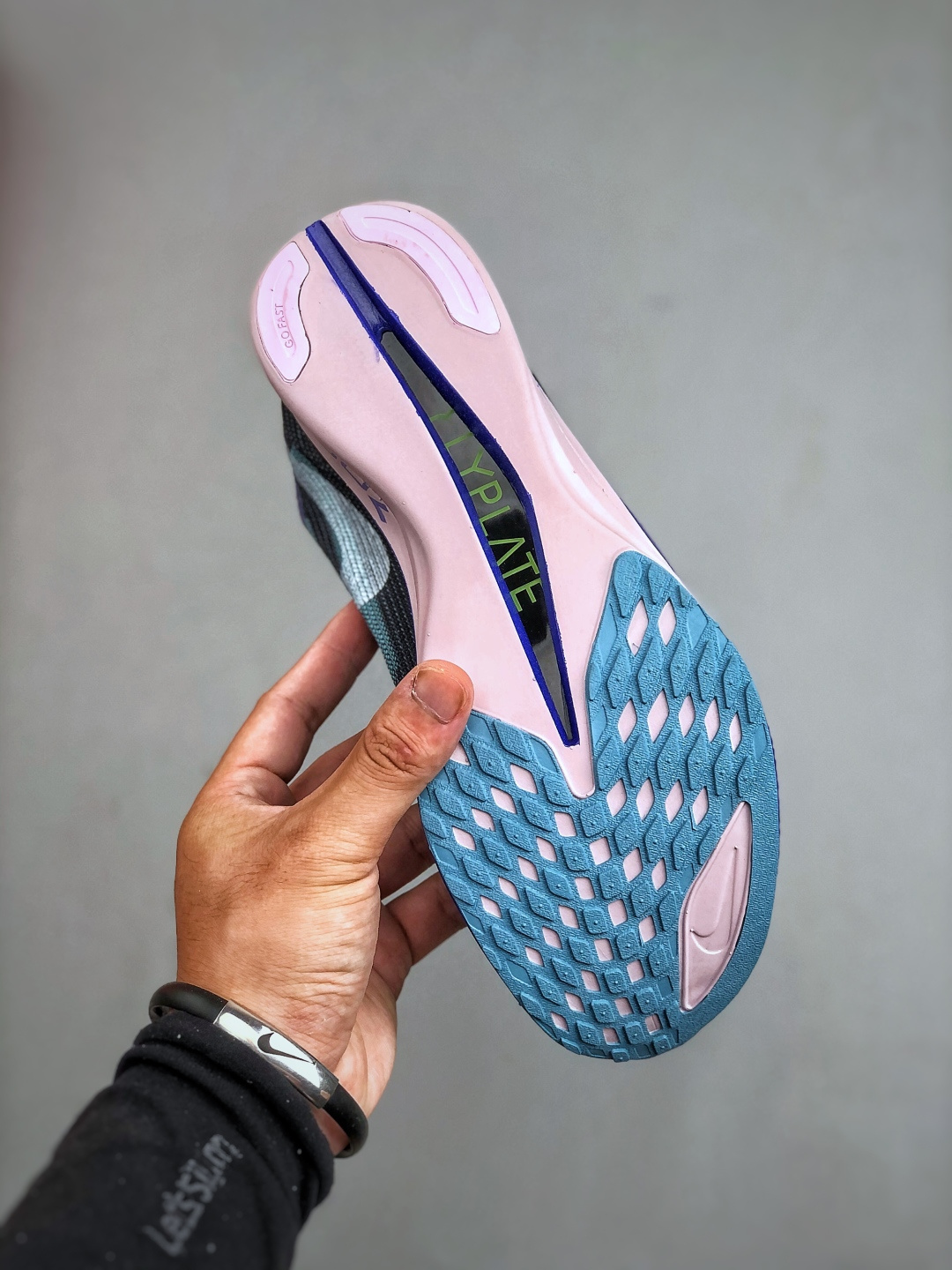 Nike ZoomX Streakfly 2 Marathon Running Shoes - Lightweight and Breathable 9 cmp i1760722508689 9075 0 7