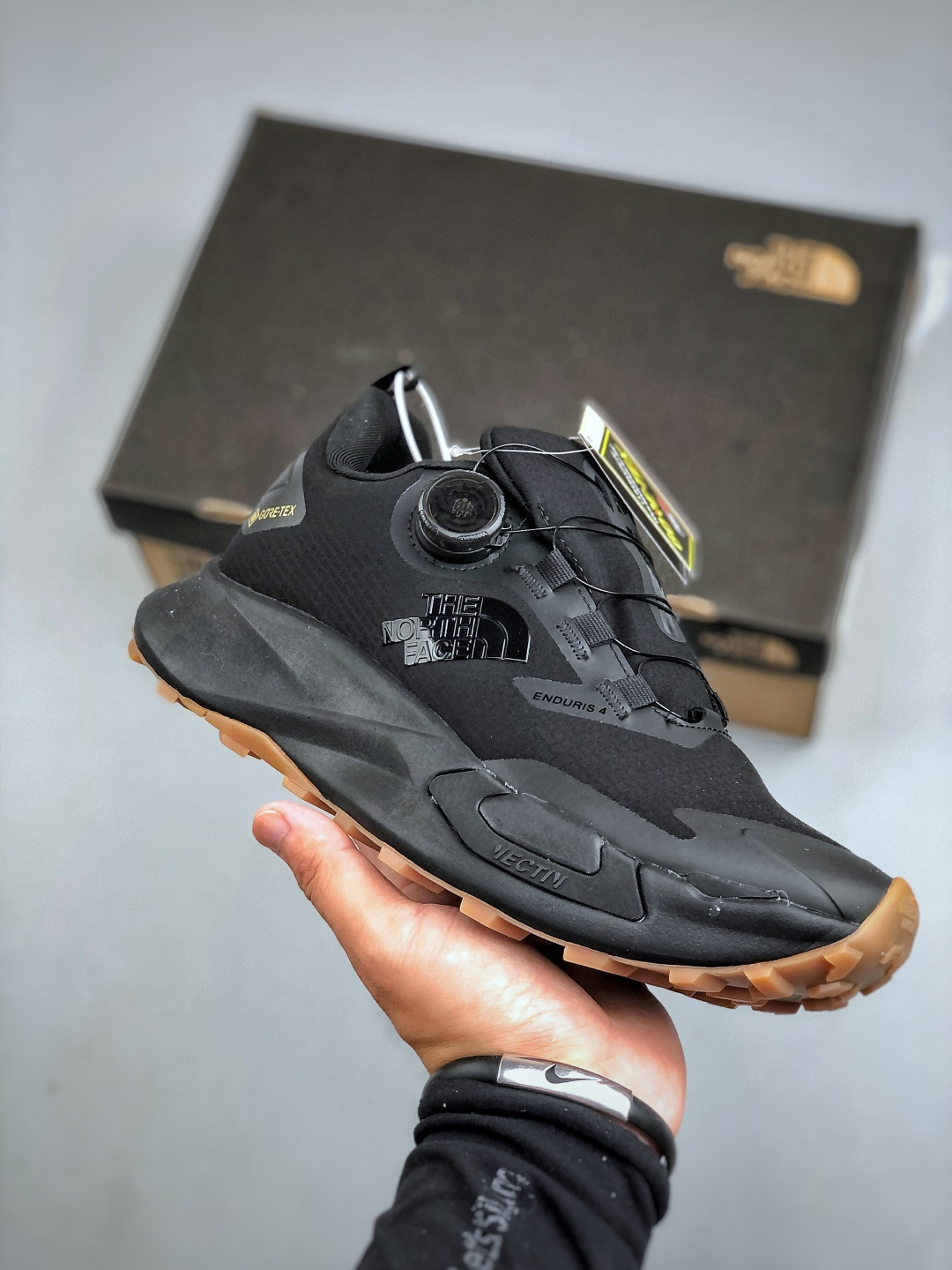 The North Face Men's Vectiv Enduris 4 Low Trail Running and Hiking Shoes