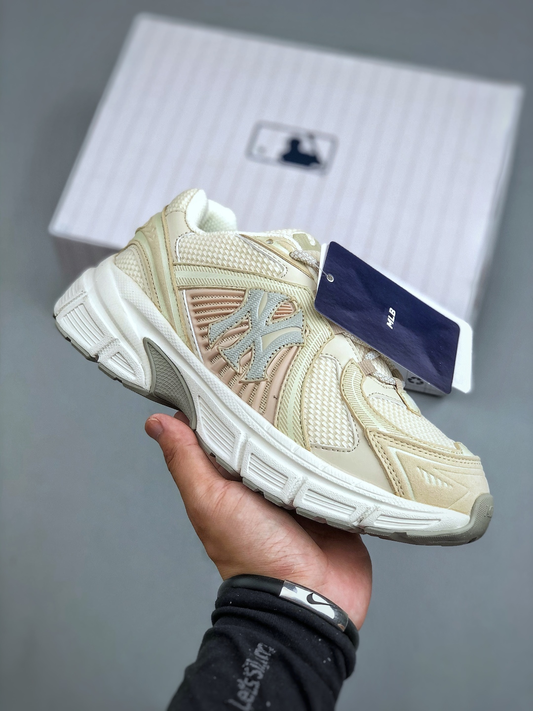 MLB Chunky Liner Sneakers: Stylish & Comfortable Street Fashion Footwear