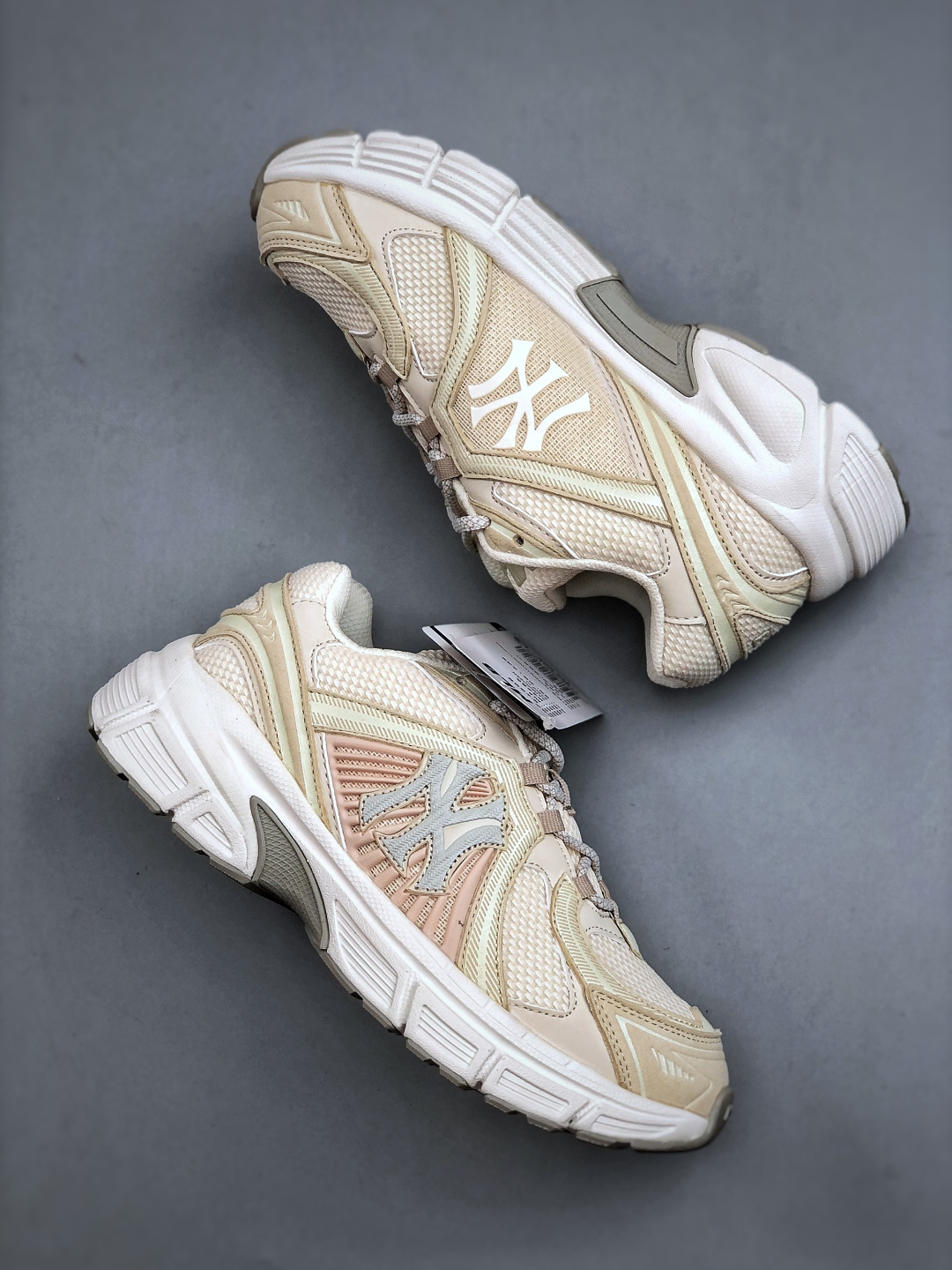 MLB Chunky Liner Sneakers: Stylish & Comfortable Street Fashion Footwear 10 cmp i1760722793054 4638 0 8