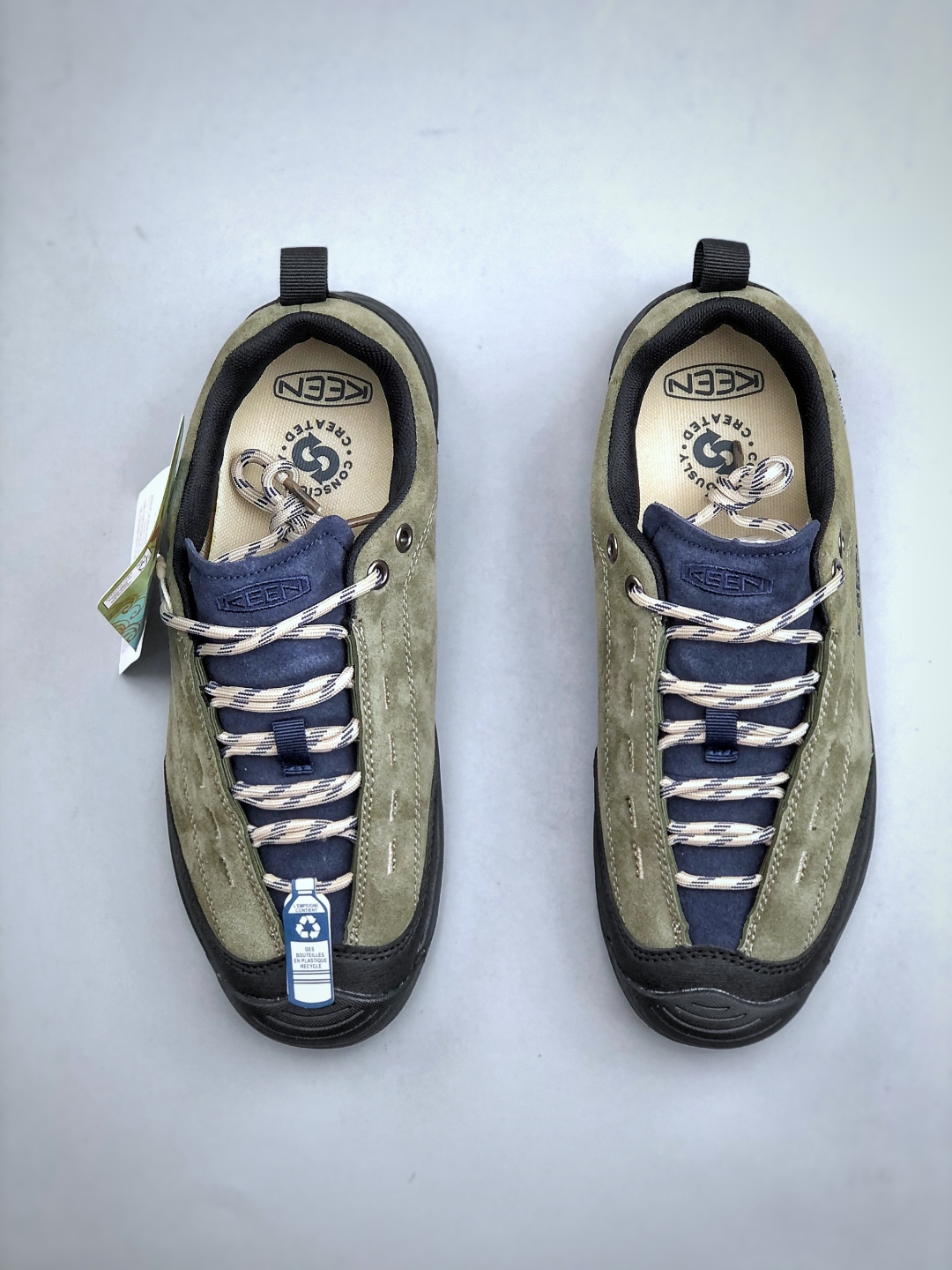💰240美国人气户外品牌-科恩Keen Jasper 2 WP 贾斯珀都市系列复古低帮系带户外风露营徒步登山运动训练鞋 原楦型开发纸版#采用固色翻毛皮鞋面材质#内嵌高密度EVA发泡缓震脚垫#外置一体式包裹防滑防剐蹭耐磨橡胶大底❗向经典的90年代致敬！山系神级鞋履 
尺码：38-45