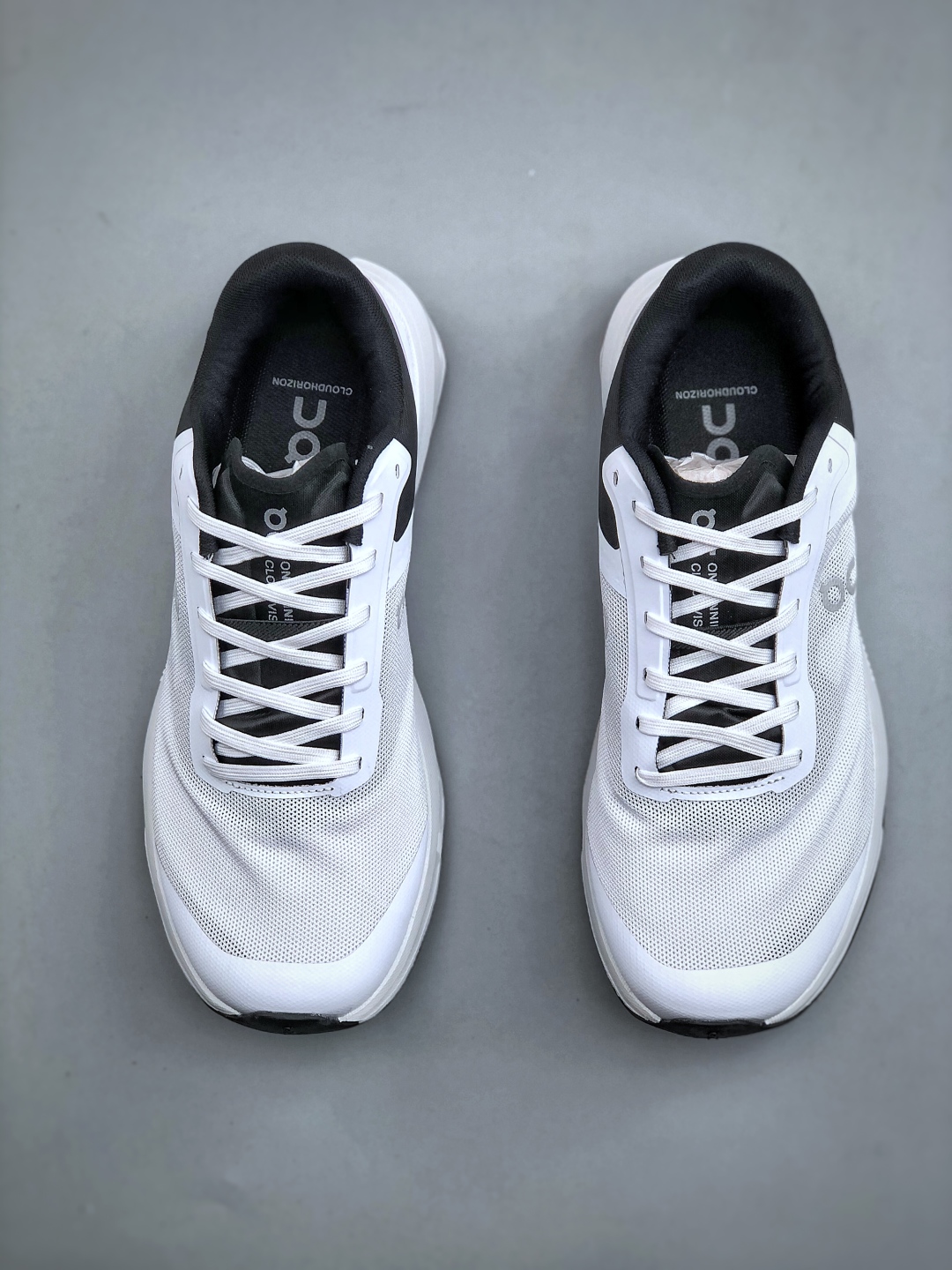 💰220 On昂跑Cloudpulse Next 轻量运动休闲鞋 尺码：36-46