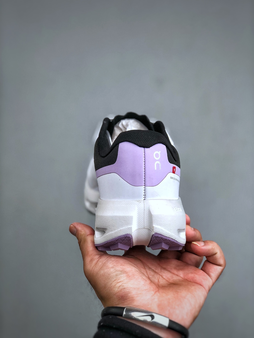 💰220 On昂跑Cloudpulse Next 轻量运动休闲鞋 尺码：36-46