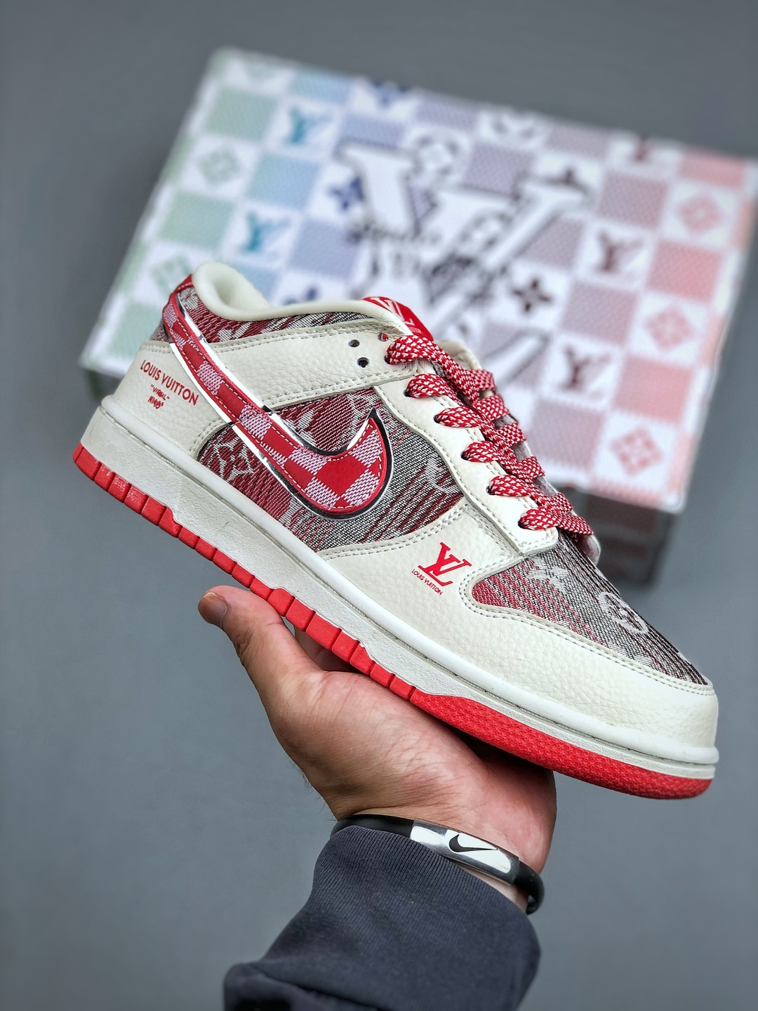Louis Vuitton luxury shoes 4