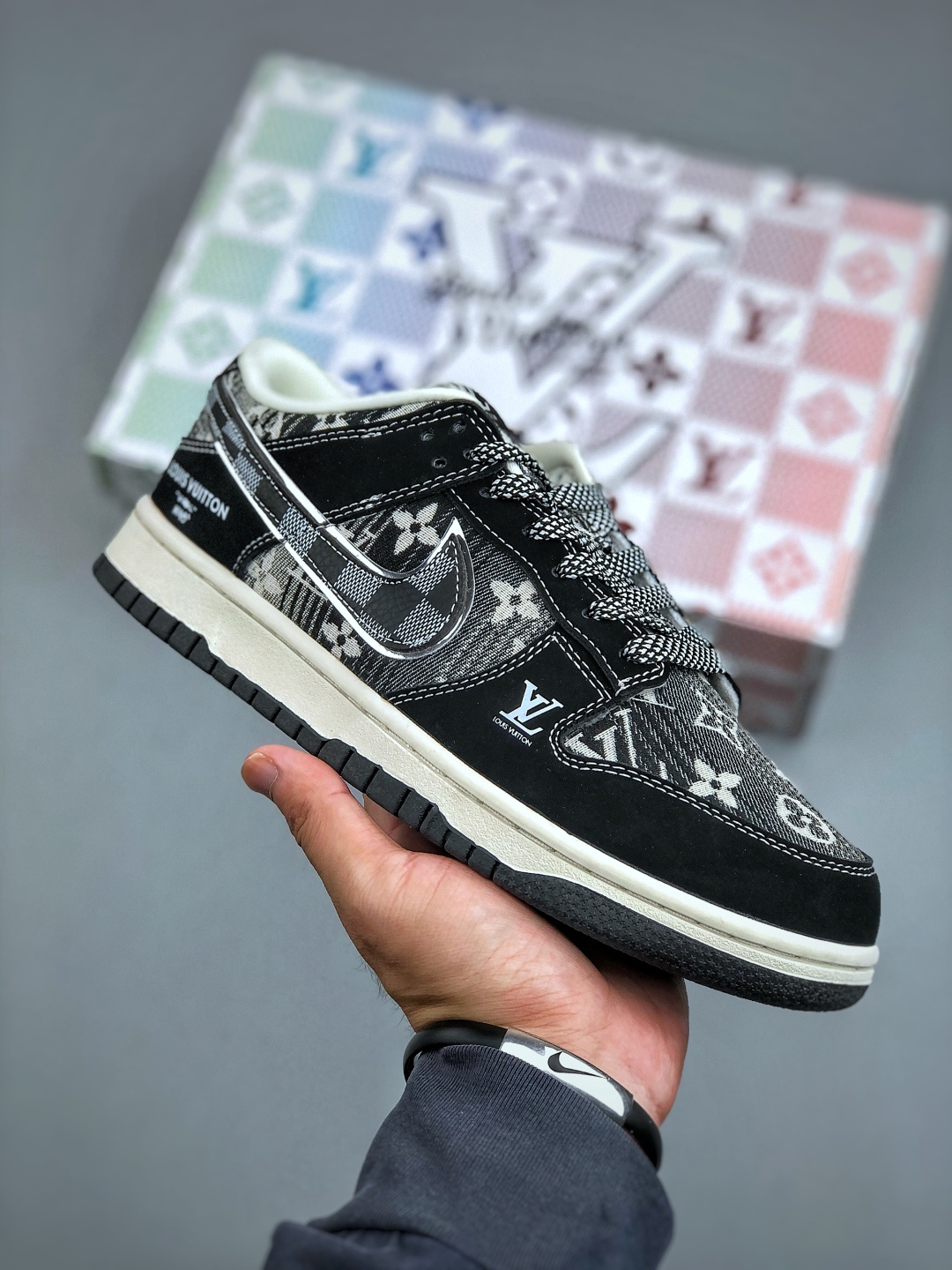 Louis Vuitton luxury shoes 2