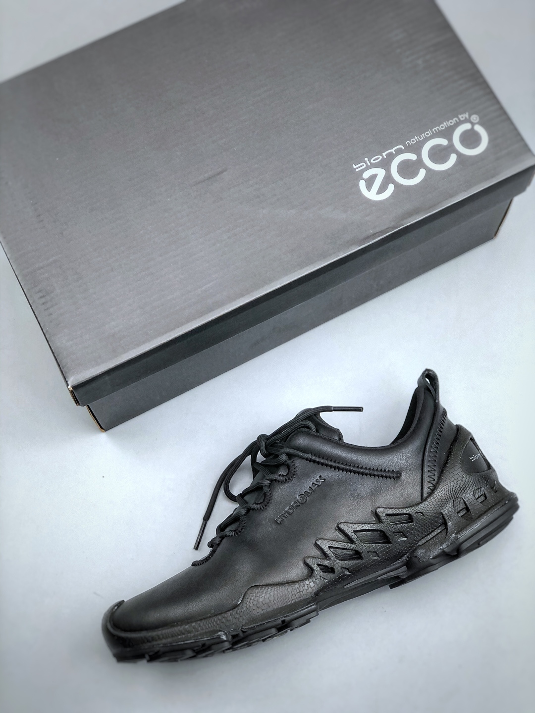 280 Ecco爱步BIOM真皮运动鞋 防滑健步慢跑鞋 健步探索系列热门款式