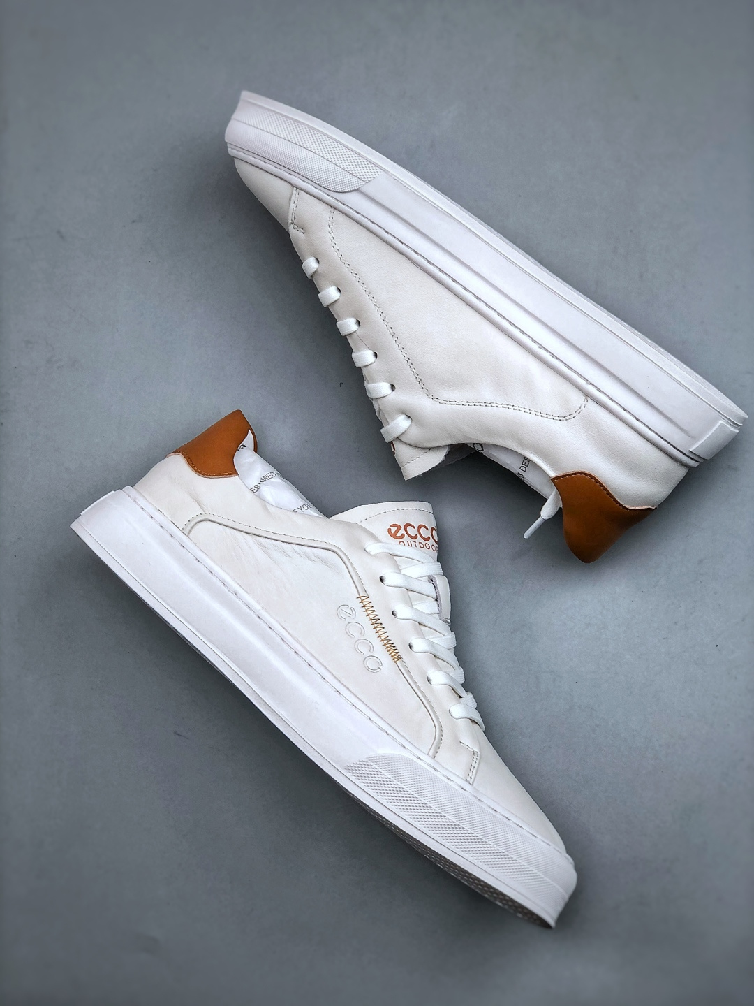 ECCO爱步小白鞋男 四季可穿复古增高板鞋