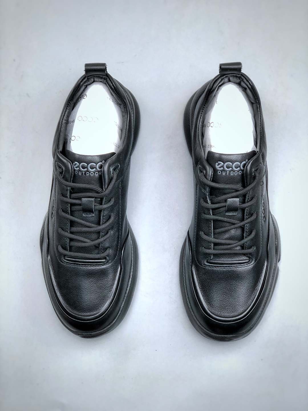 ECCO爱步运动鞋男鞋 秋冬真皮休闲防滑跑步鞋