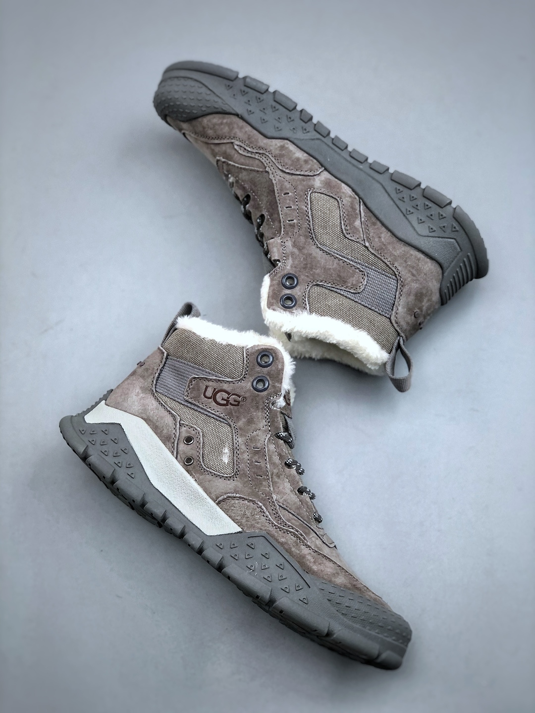 美国轻奢品牌UGG Tasman Weather Hybrid 塔斯曼混合系列户外中帮休闲马丁靴雪地靴