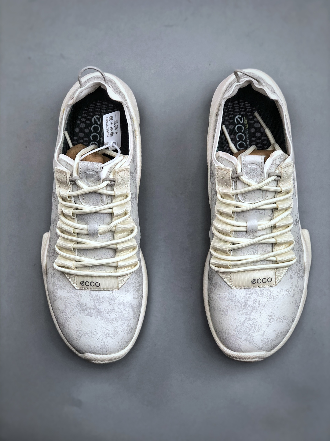 ECCO爱步 小红书爆款 新款百搭休闲款 Ecco/爱步男士跑步鞋休闲鞋透气轻质系带轻便运动鞋