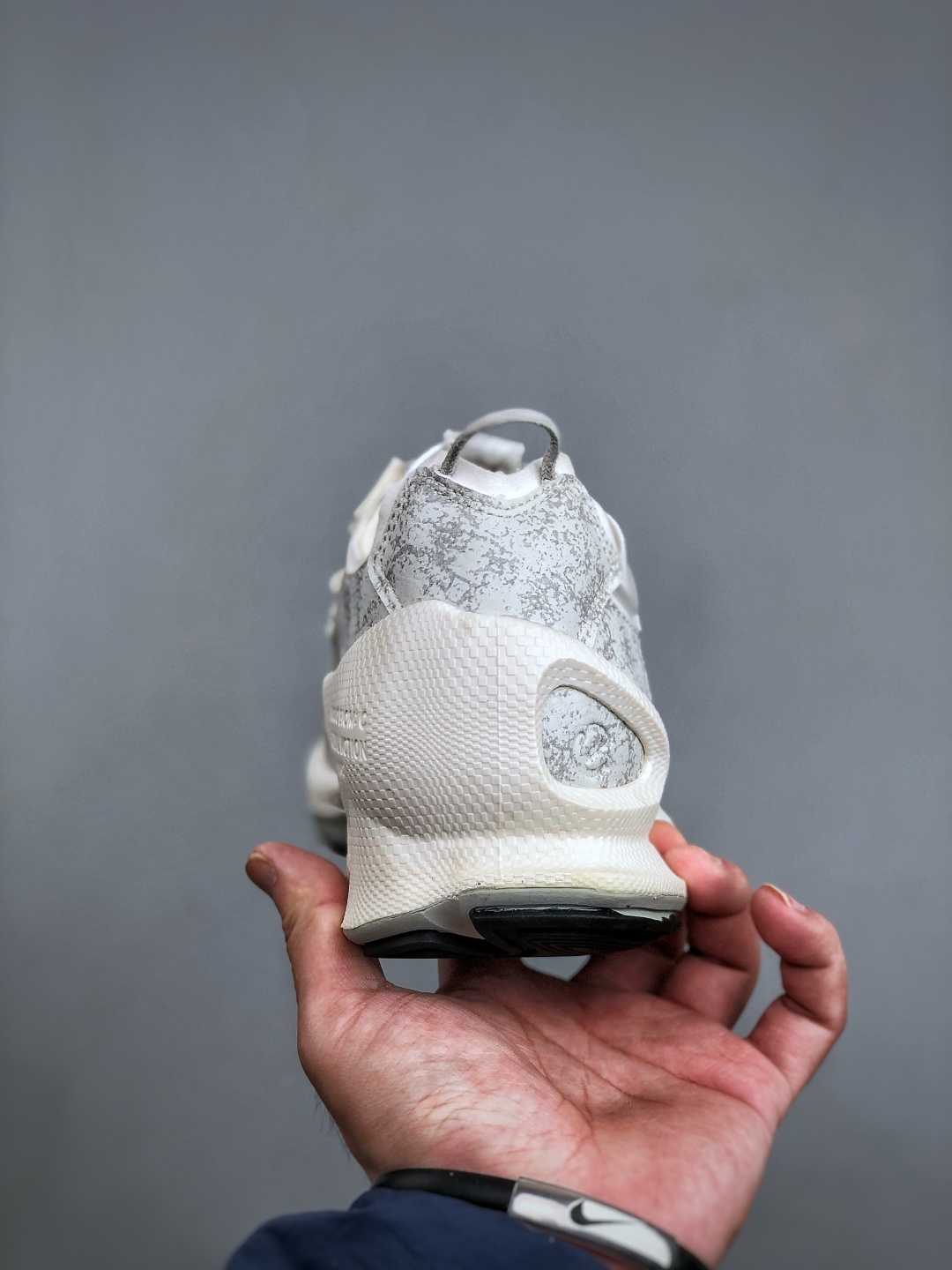 ECCO爱步 小红书爆款 新款百搭休闲款 Ecco/爱步男士跑步鞋休闲鞋透气轻质系带轻便运动鞋