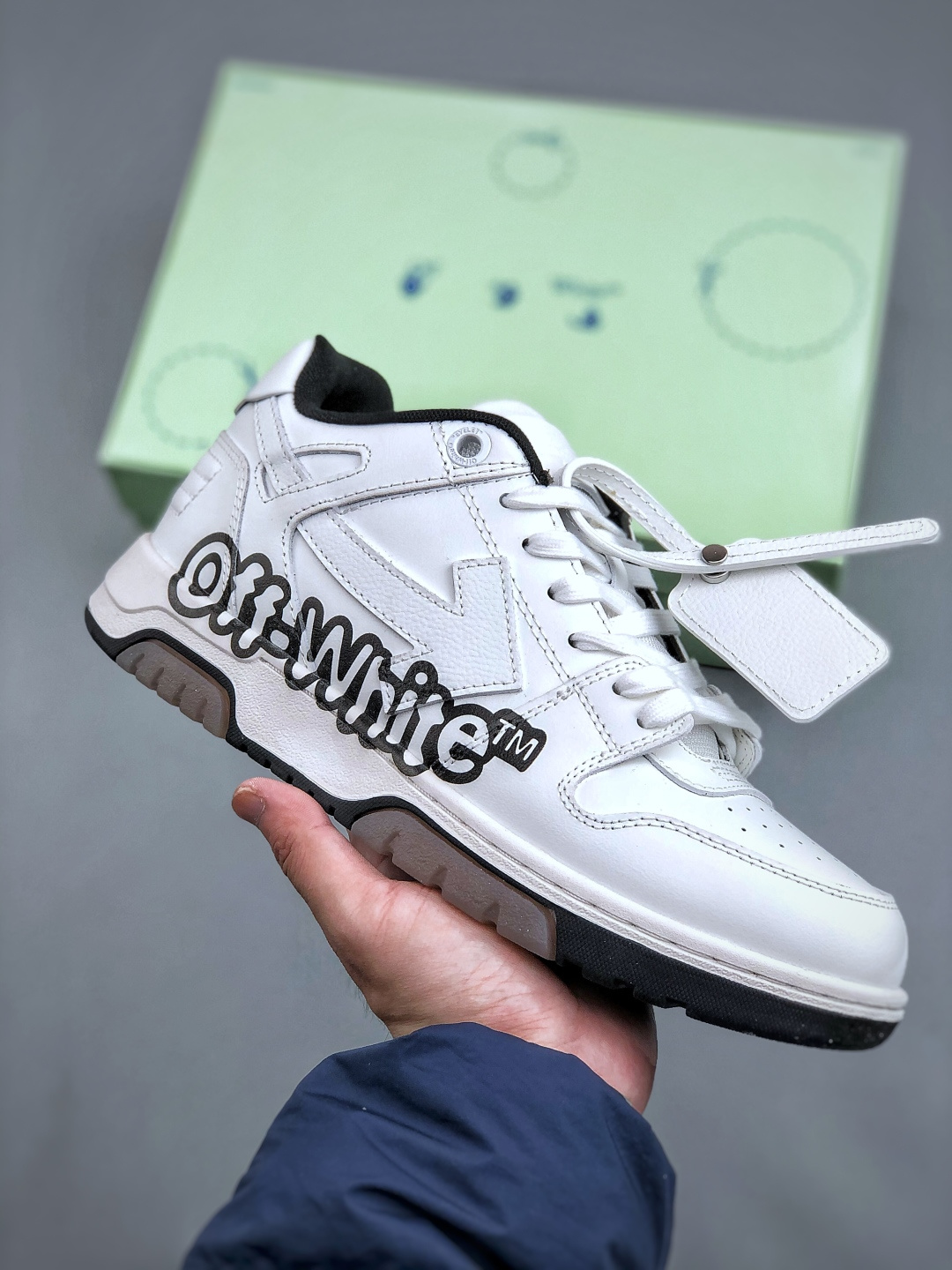 Off-White Out of Office 低帮复古休闲鞋 Off-White Out of Office 低帮复古休闲鞋