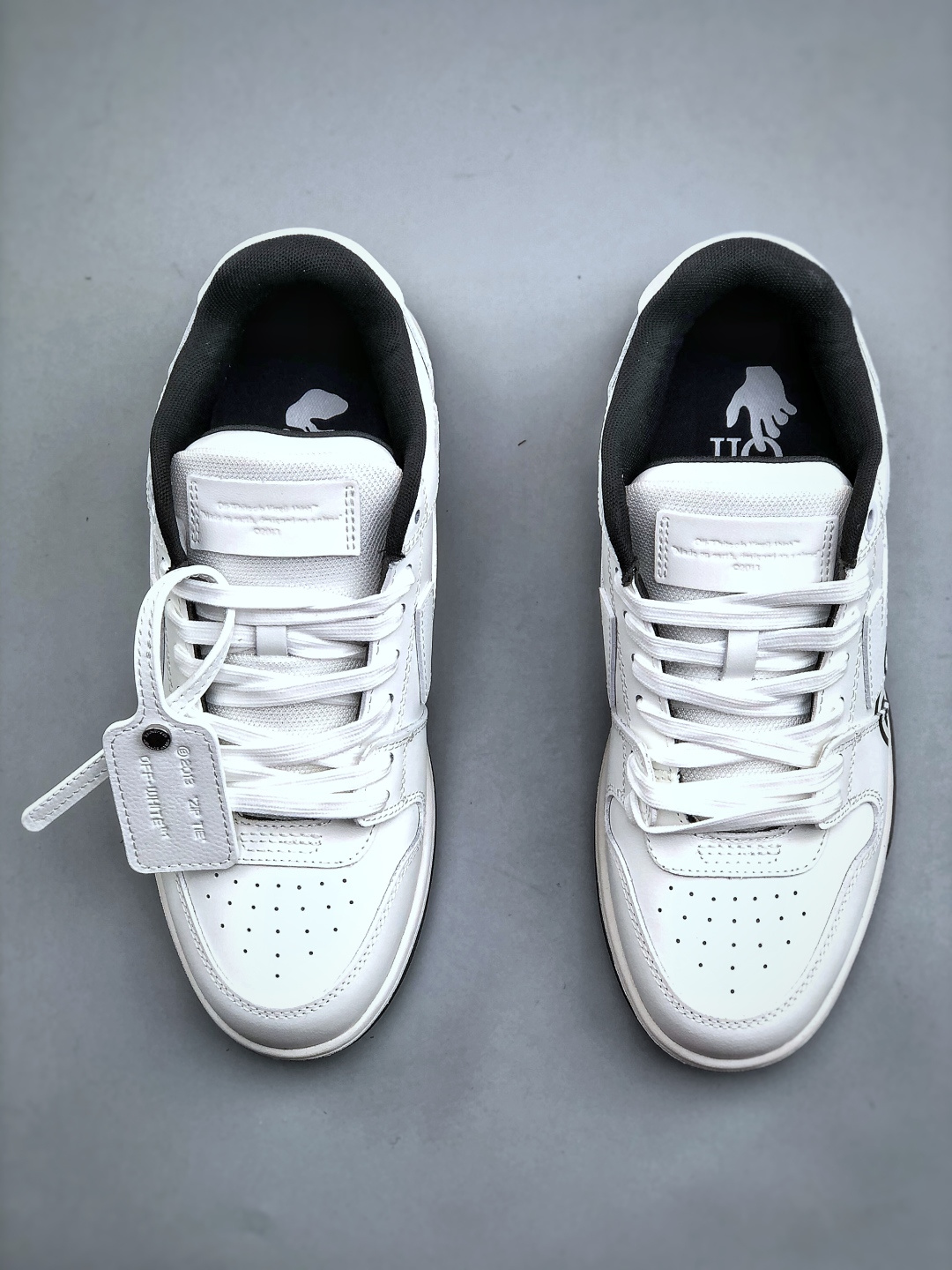 Off-White Out of Office 低帮复古休闲鞋 Off-White Out of Office 低帮复古休闲鞋