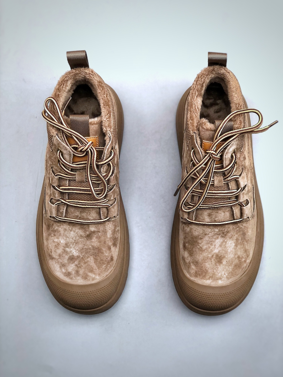 新货#UGG秋冬新品(毛绒一体内里保暖锁热)秋冬必备 户外中帮男士休闲鞋雪地靴马丁靴系列 新货#UGG秋冬新品(毛绒一体内里保暖锁热)秋冬必备 户外中帮男士休闲鞋雪地靴马丁靴系列