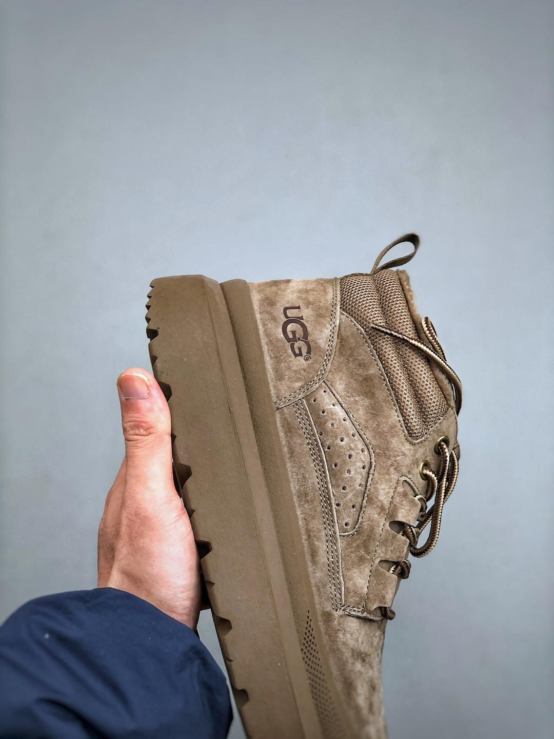 新货#UGG秋冬新品(毛绒一体内里保暖锁热)秋冬必备 户外中帮男士休闲鞋雪地靴马丁靴系列 新货#UGG秋冬新品(毛绒一体内里保暖锁热)秋冬必备 户外中帮男士休闲鞋雪地靴马丁靴系列