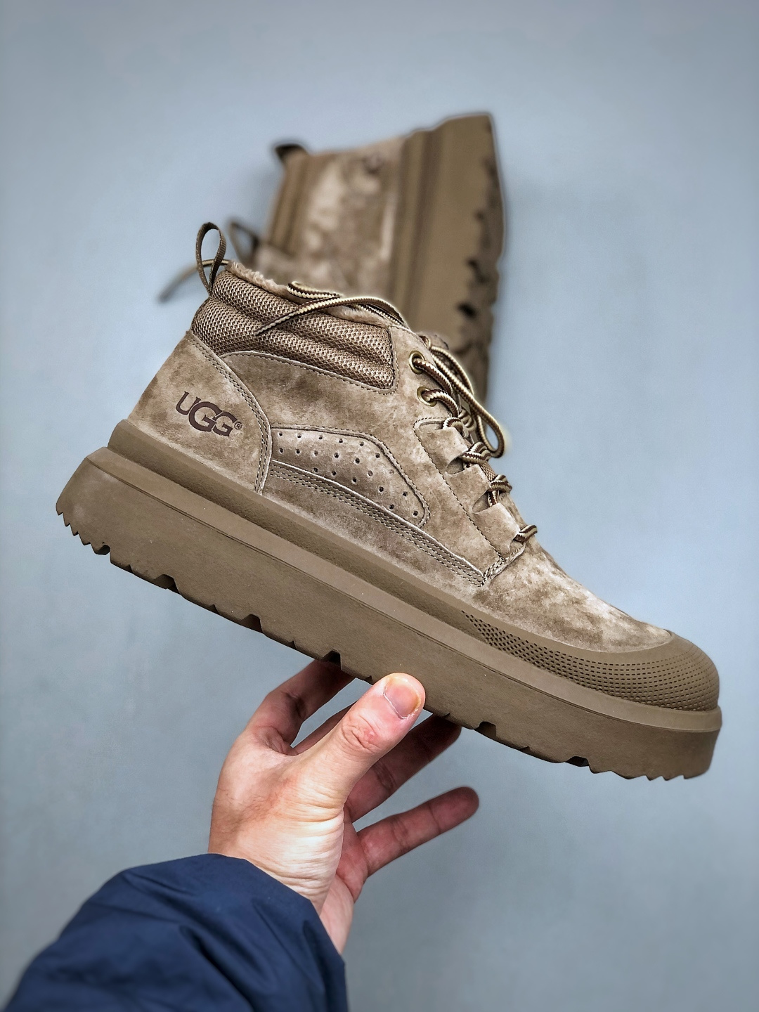 新货#UGG秋冬新品(毛绒一体内里保暖锁热)秋冬必备 户外中帮男士休闲鞋雪地靴马丁靴系列 新货#UGG秋冬新品(毛绒一体内里保暖锁热)秋冬必备 户外中帮男士休闲鞋雪地靴马丁靴系列