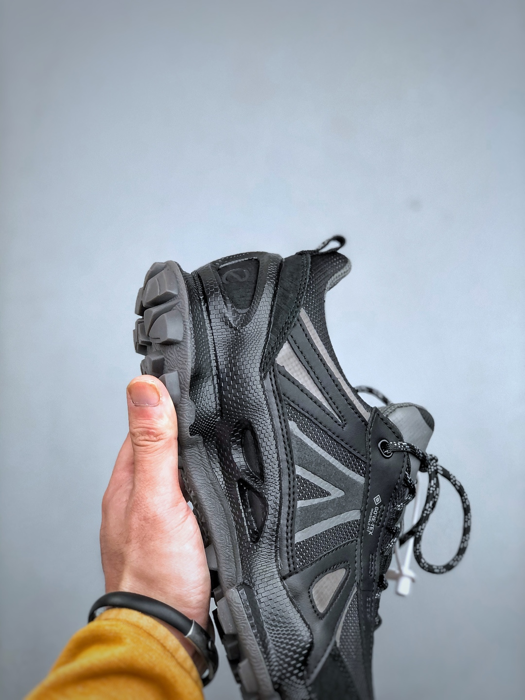 ECCO爱步男鞋2025新款运动鞋防水透气户外健步鞋BIOMC踪迹系列 ECCO爱步男鞋2025新款运动鞋防水透气户外健步鞋BIOMC踪迹系列