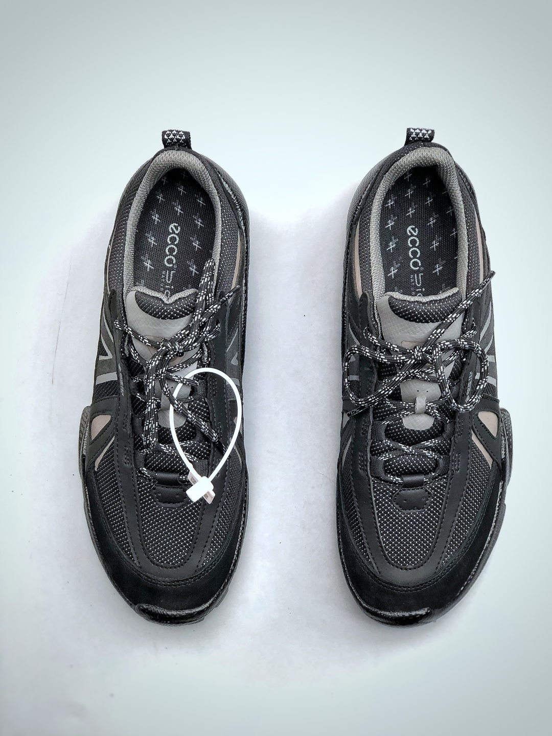 ECCO爱步男鞋2025新款运动鞋防水透气户外健步鞋BIOMC踪迹系列 ECCO爱步男鞋2025新款运动鞋防水透气户外健步鞋BIOMC踪迹系列