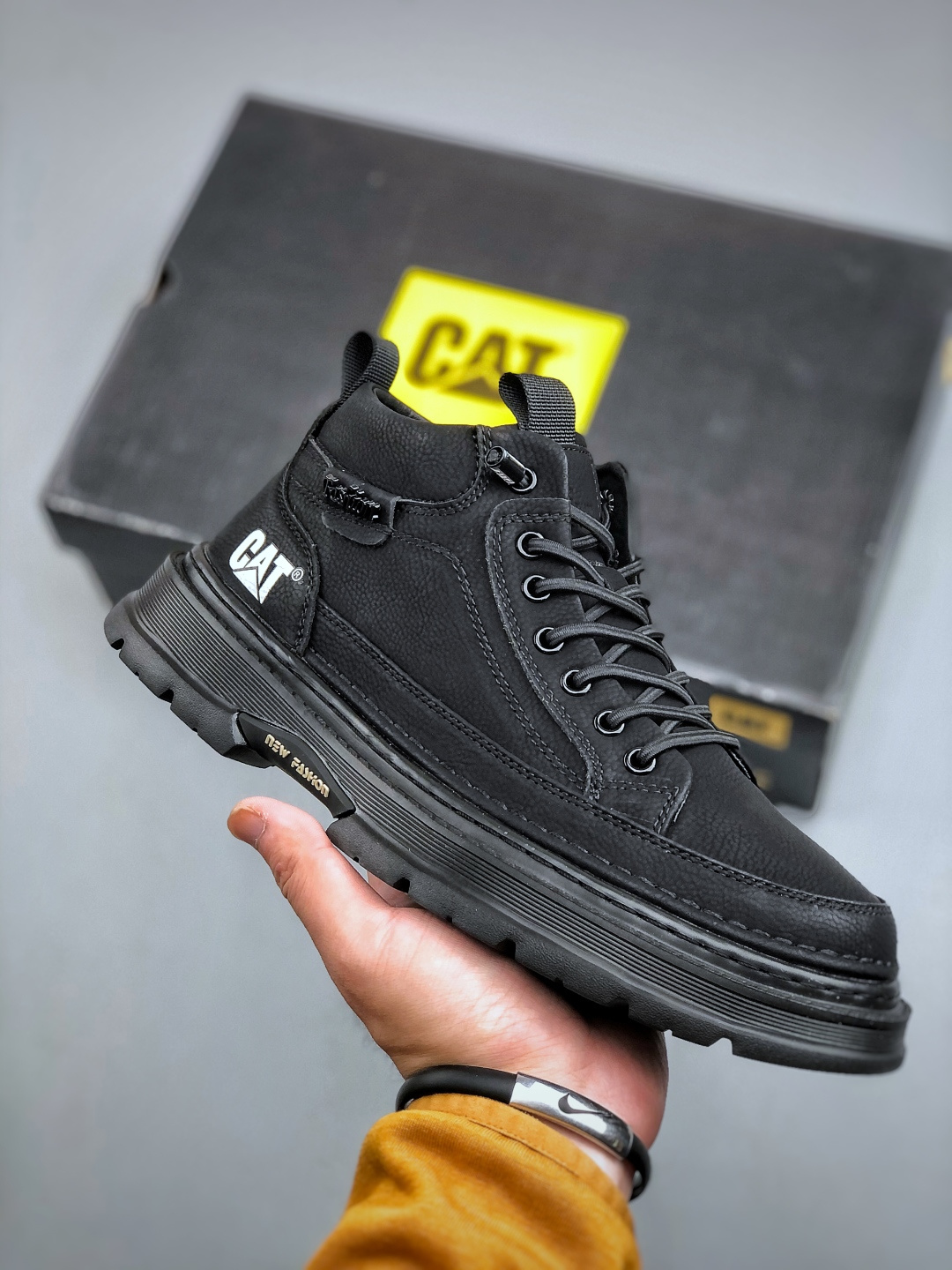 _dhm9sPhS7-M8PLdG9l61J7JPZ_ozGEFBwn4jeEg