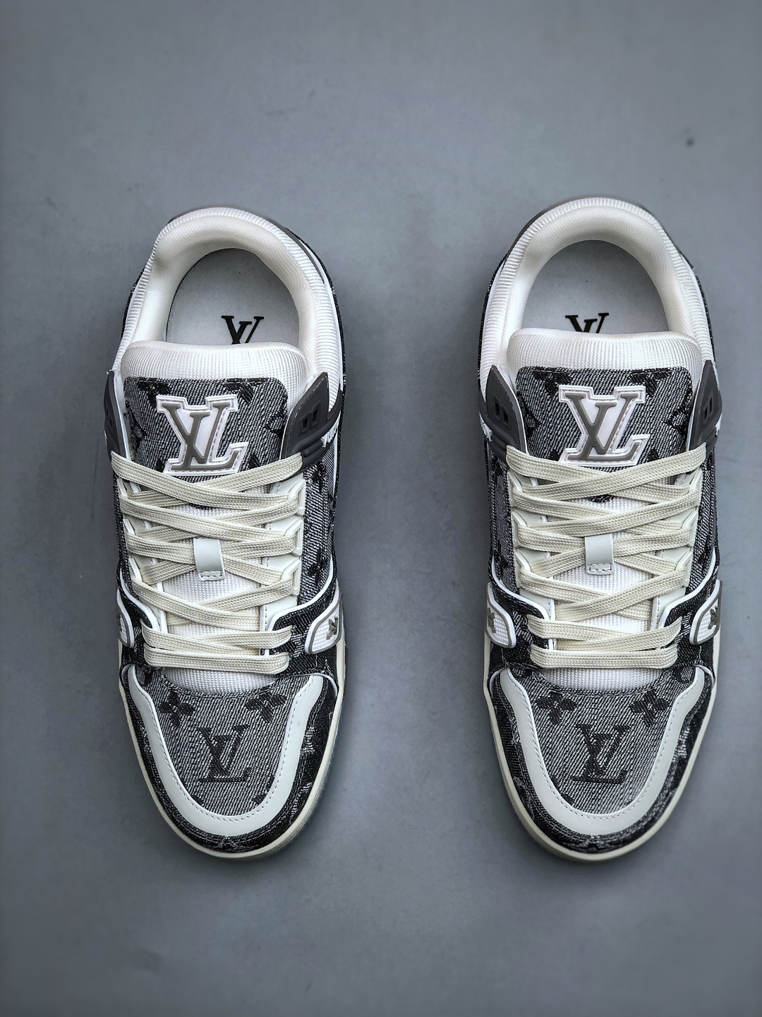 YS纯原广奢高端货 LOUIS VUITT路易威登 LV Trainer 牛皮革 鳄鱼皮