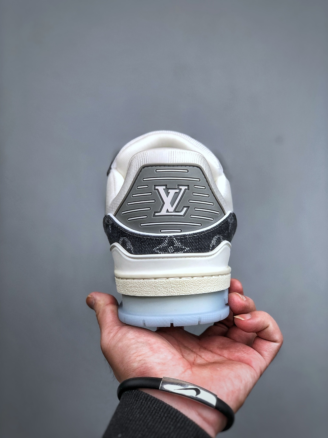 YS纯原广奢高端货 LOUIS VUITT路易威登 LV Trainer 牛皮革 鳄鱼皮