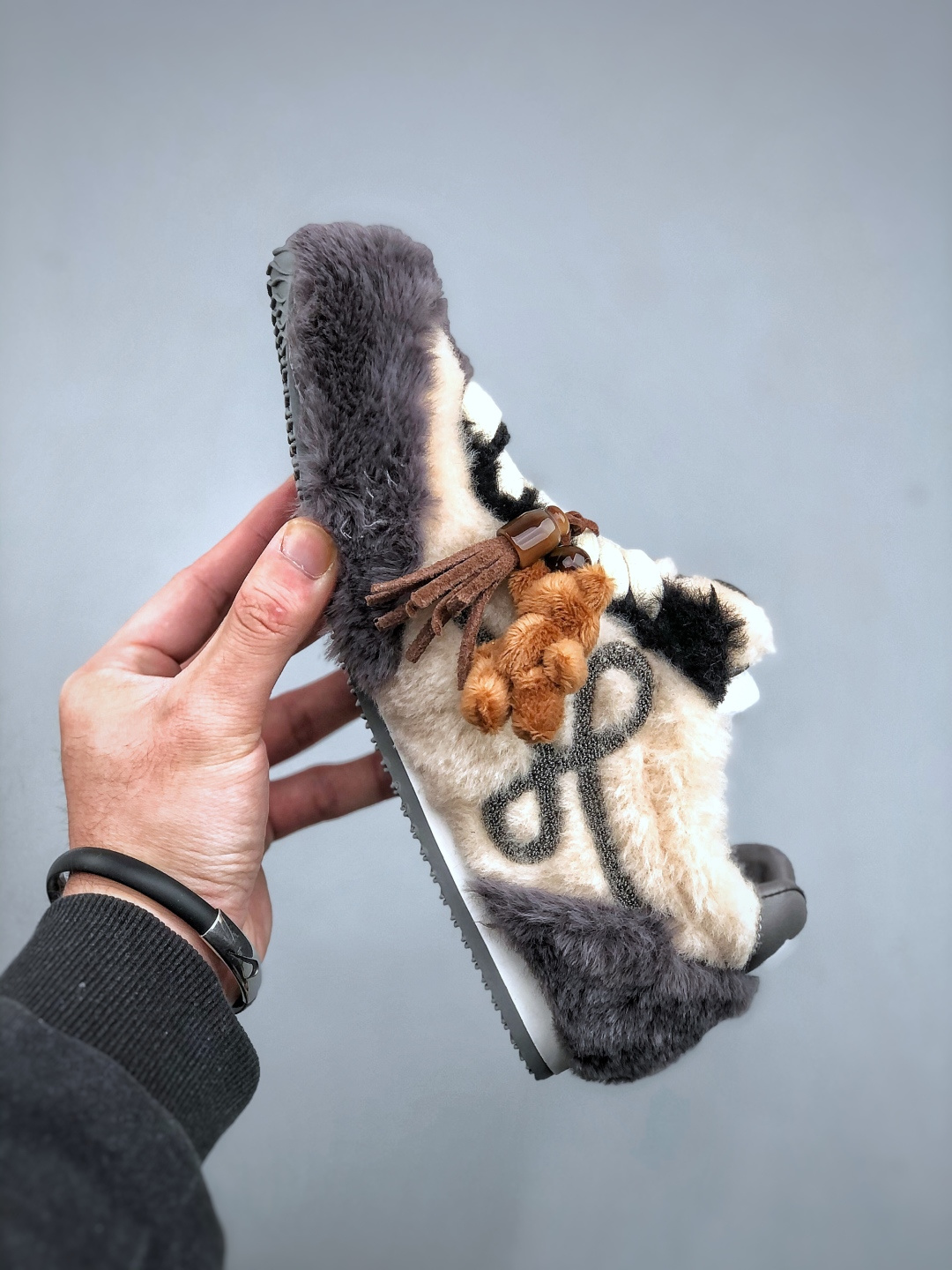 LOEWE罗意威 Ballet Runner 2.0 2026 秋冬走秀款羊羔毛阿甘德训鞋