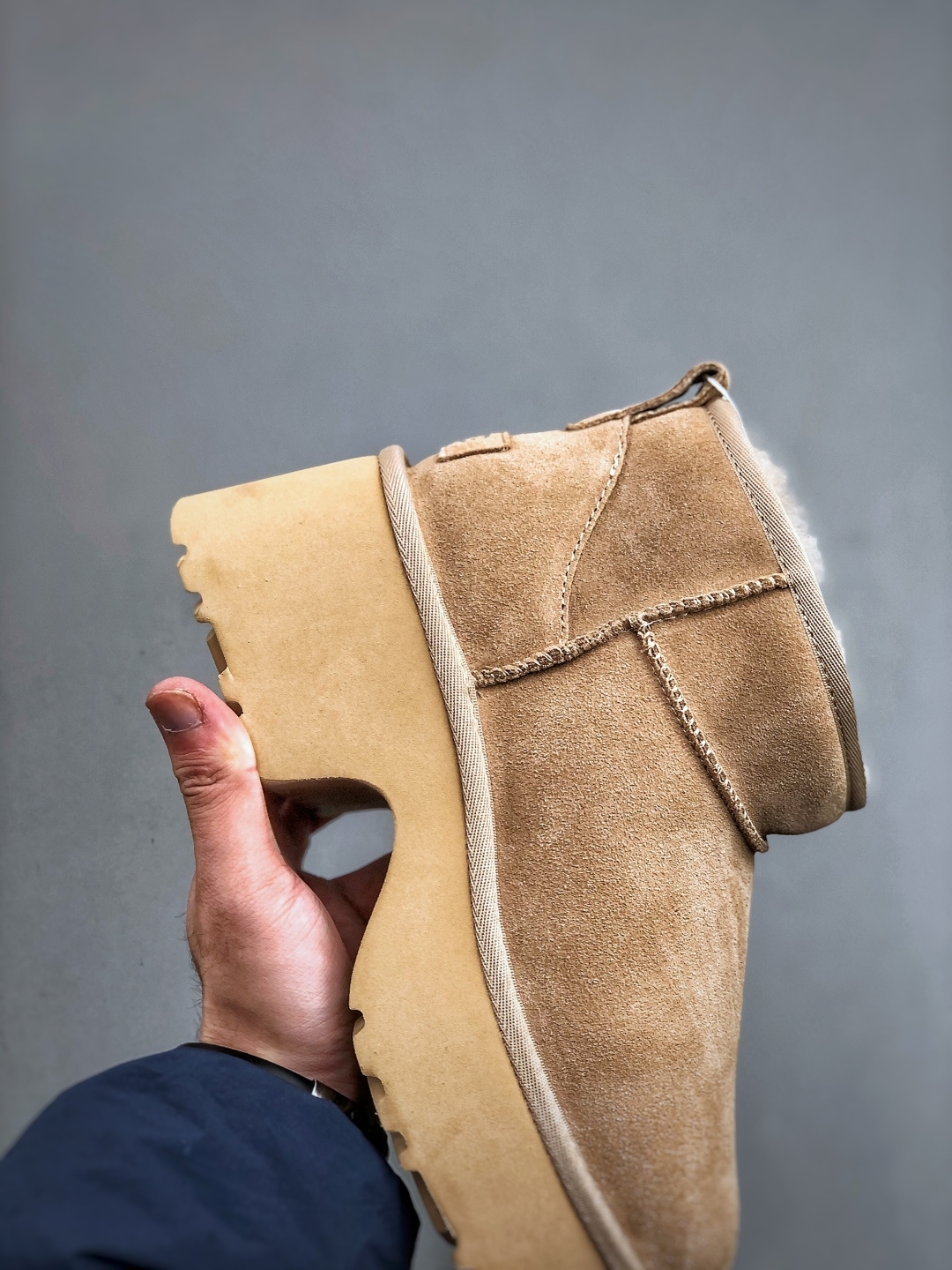 300 ugg 市面顶级版本 UGG 短款鱼人坡跟 5cm厚底 羊皮毛一体雪地靴女款