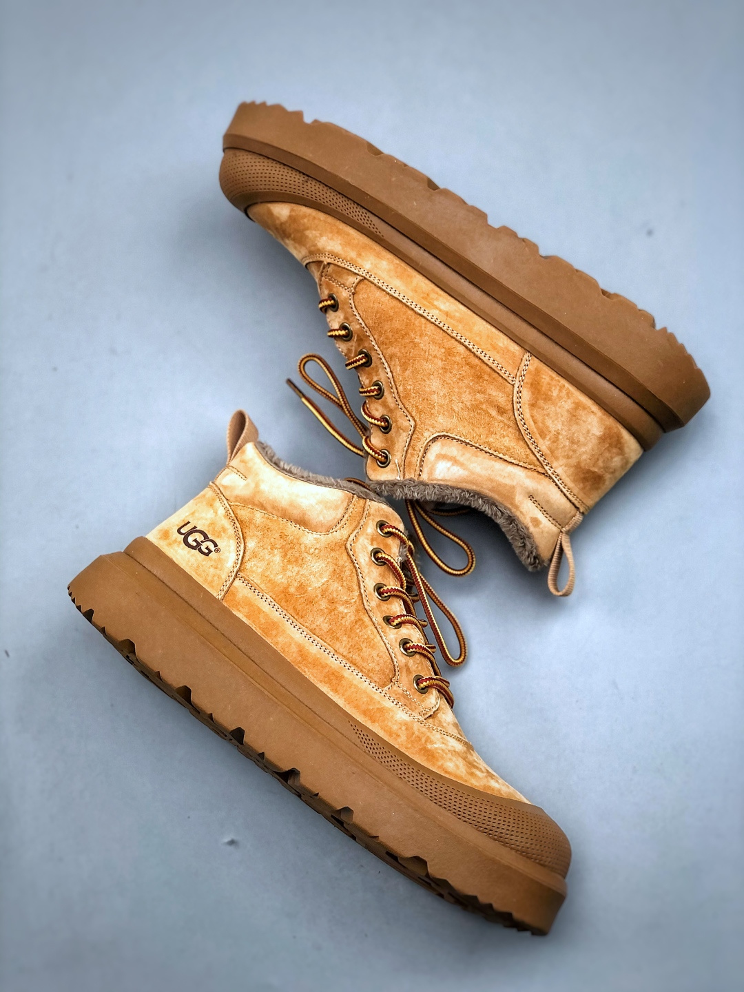 280 轻奢品牌UGGTasman Weather Hybrid 塔斯曼混合系列轻量休闲鞋